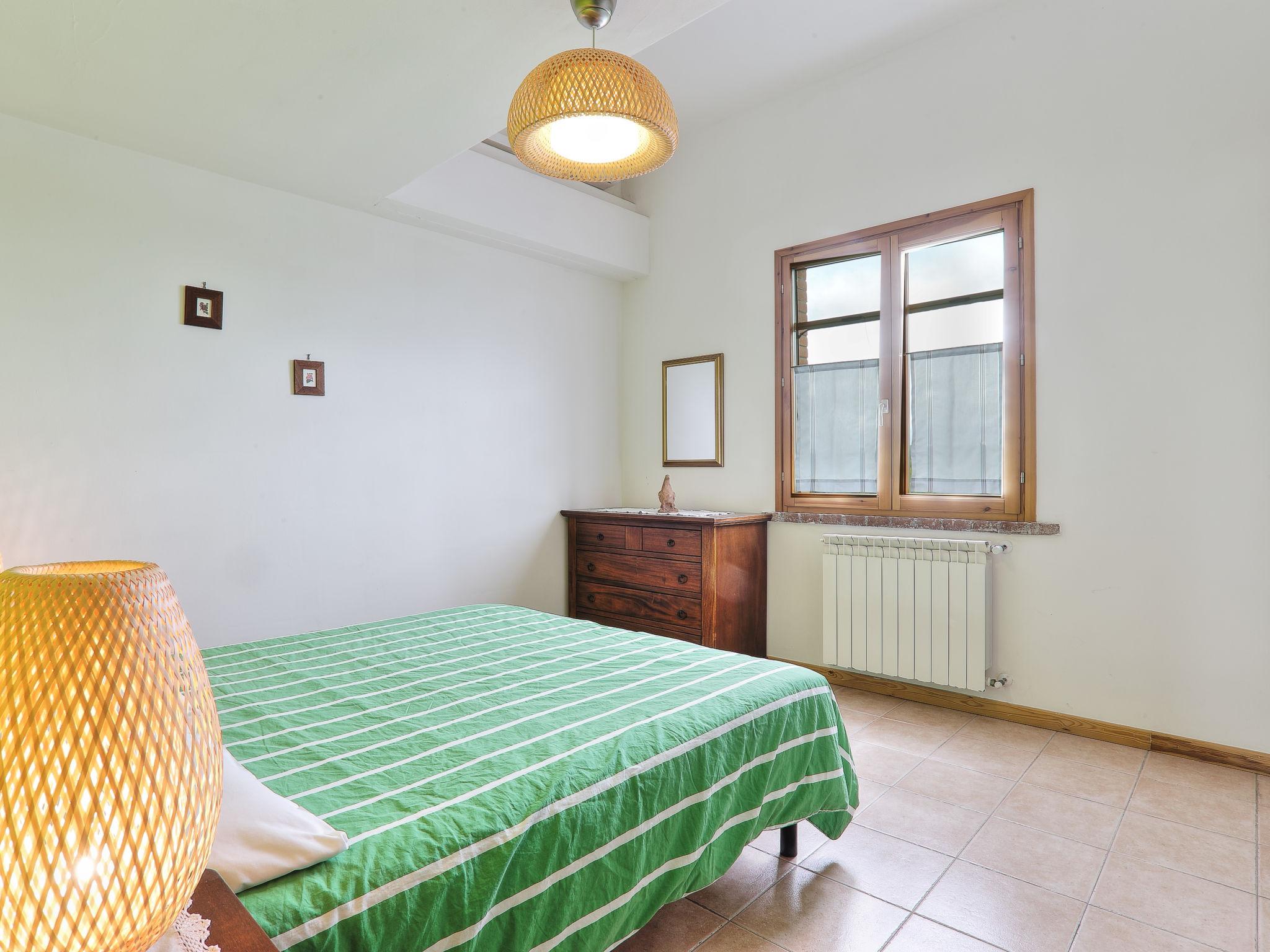 Foto 11 - Apartamento de 2 habitaciones en Montaione con piscina y jardín