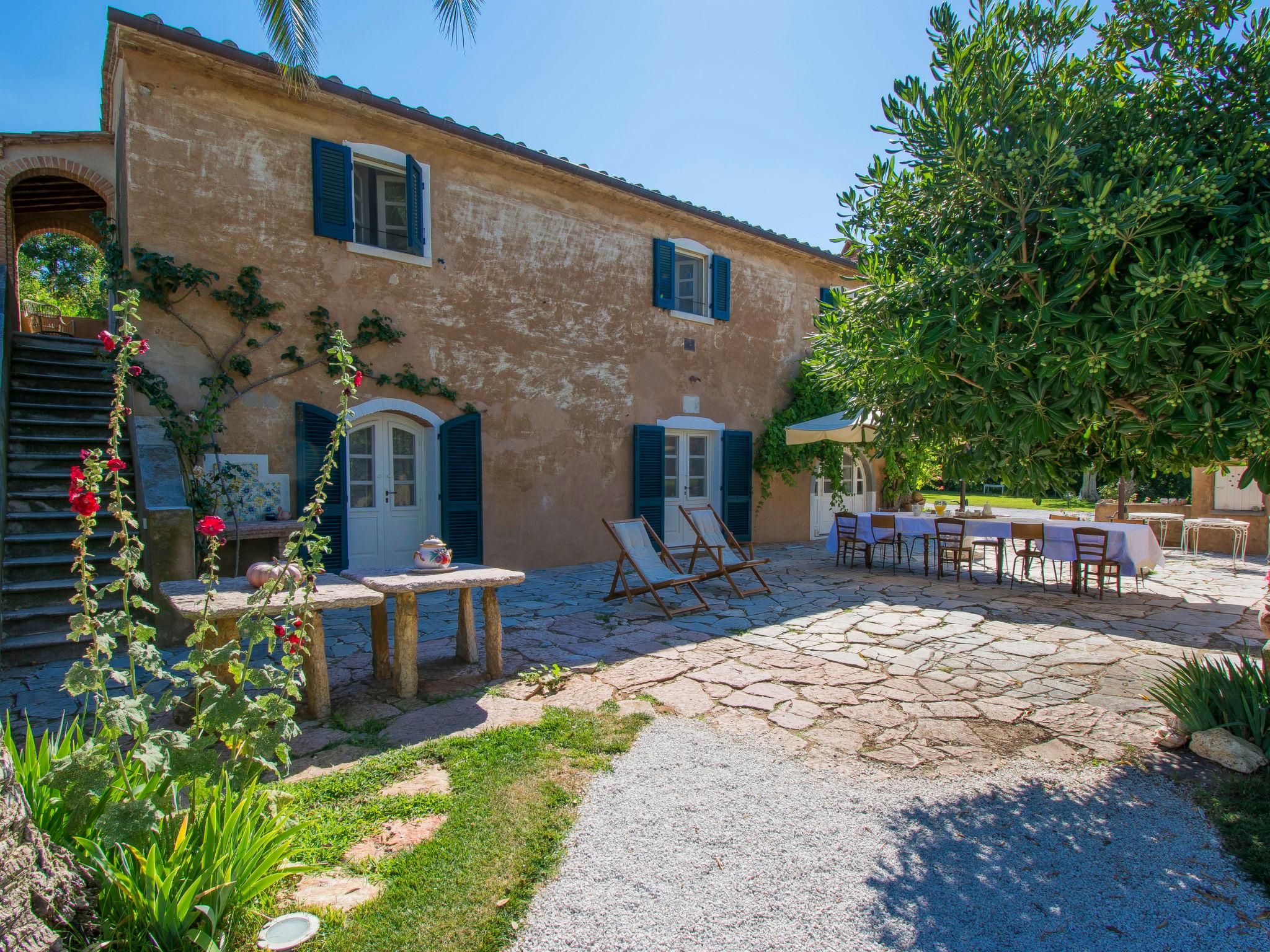 Foto 9 - Casa con 4 camere da letto a Campiglia Marittima con piscina privata e vista mare