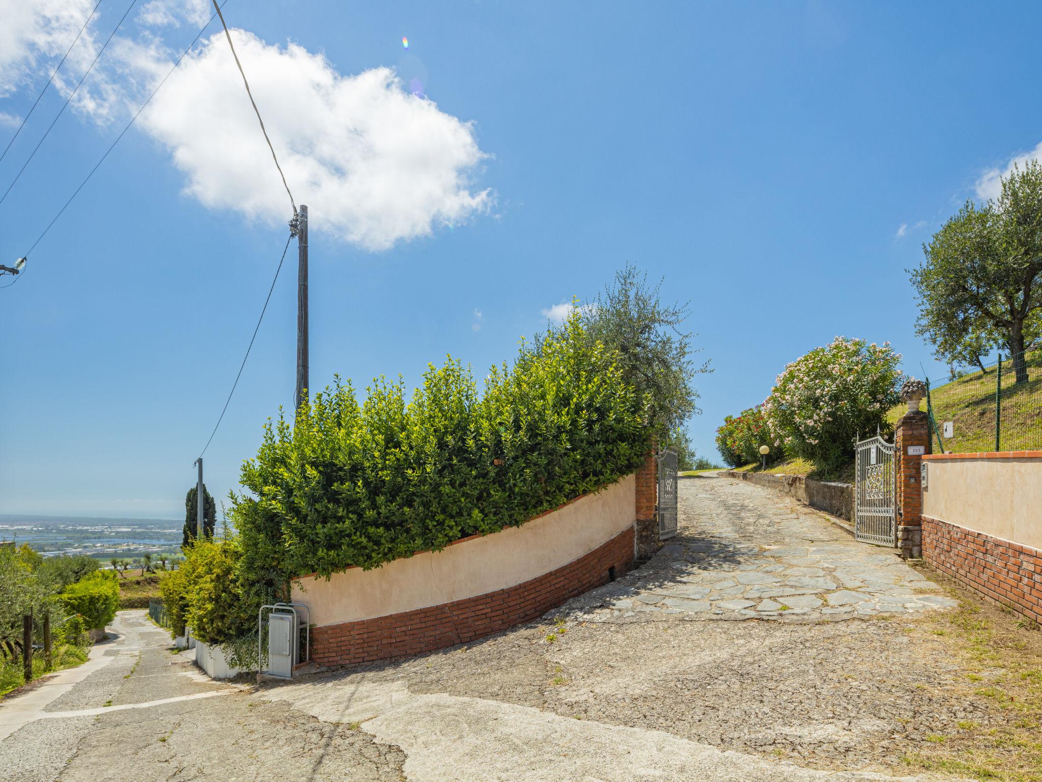 Foto 44 - Casa con 4 camere da letto a Massarosa con piscina privata e vista mare