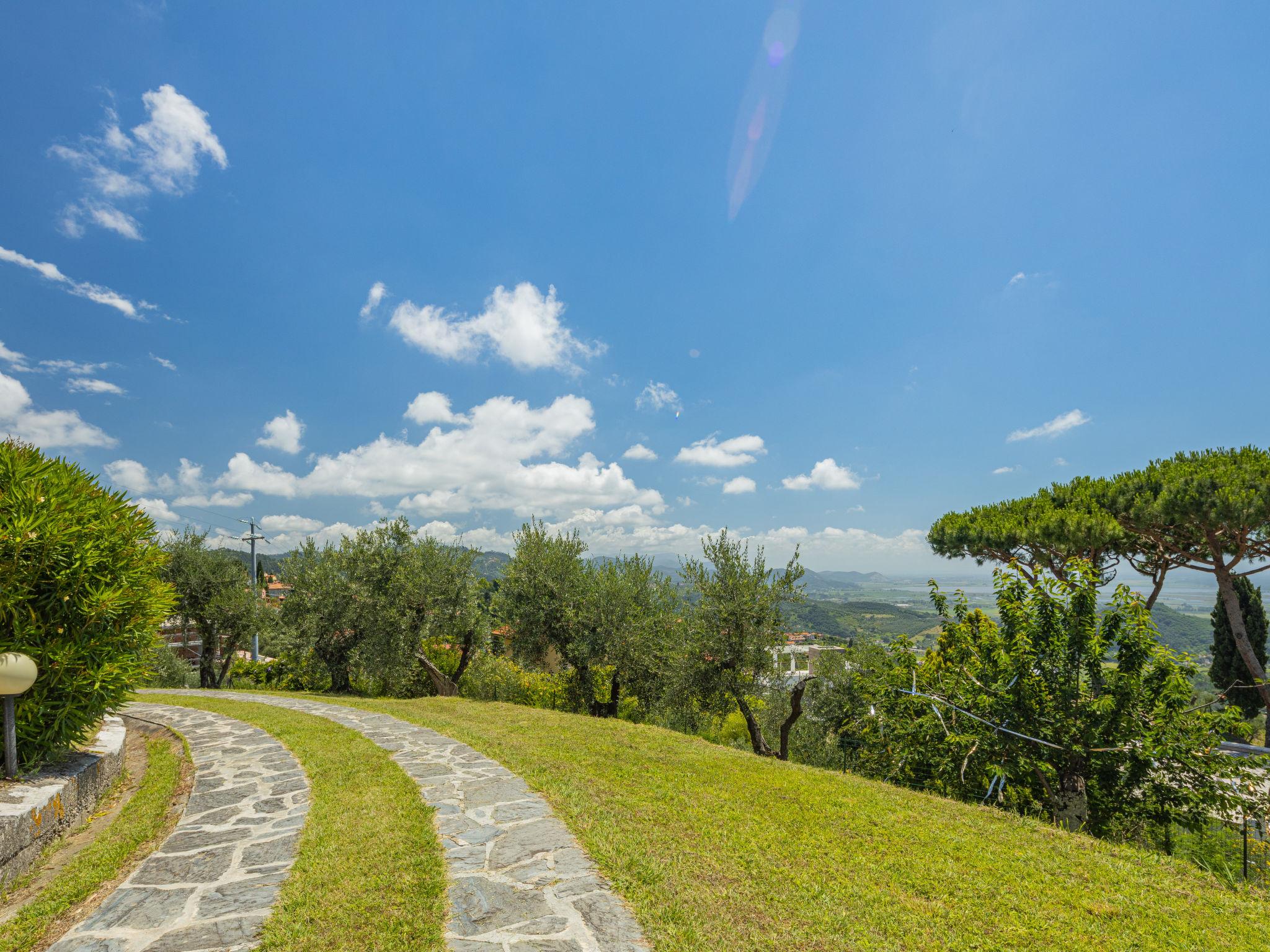 Foto 47 - Haus mit 4 Schlafzimmern in Massarosa mit privater pool und blick aufs meer