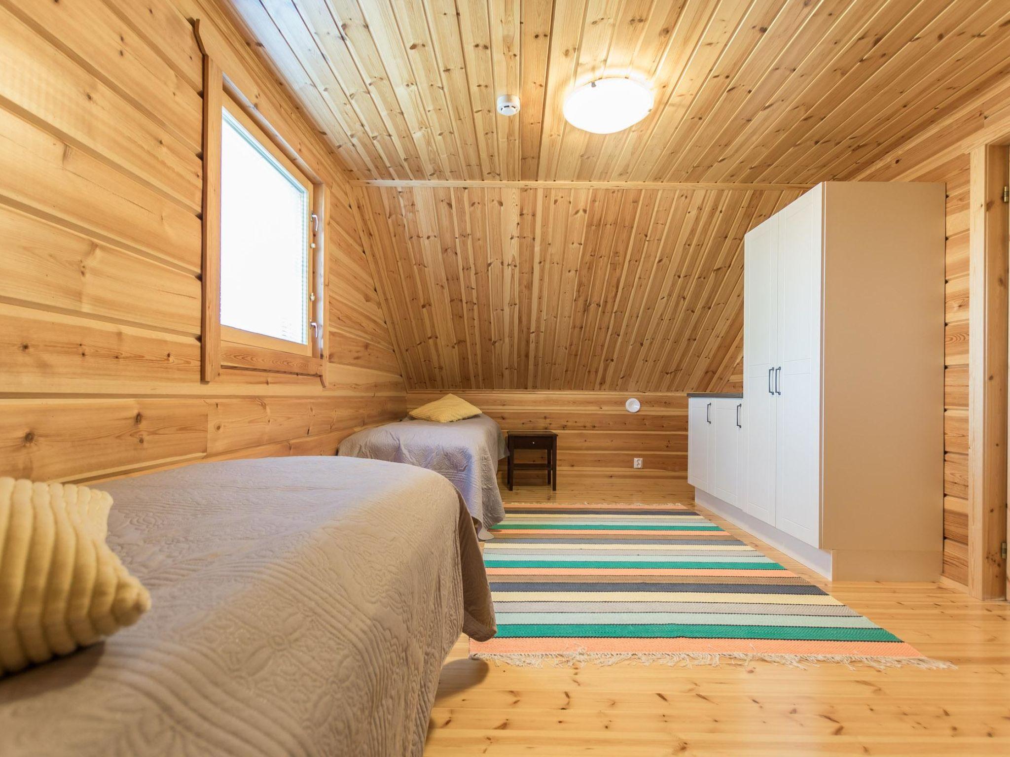 Photo 13 - 4 bedroom House in Jämsä with sauna
