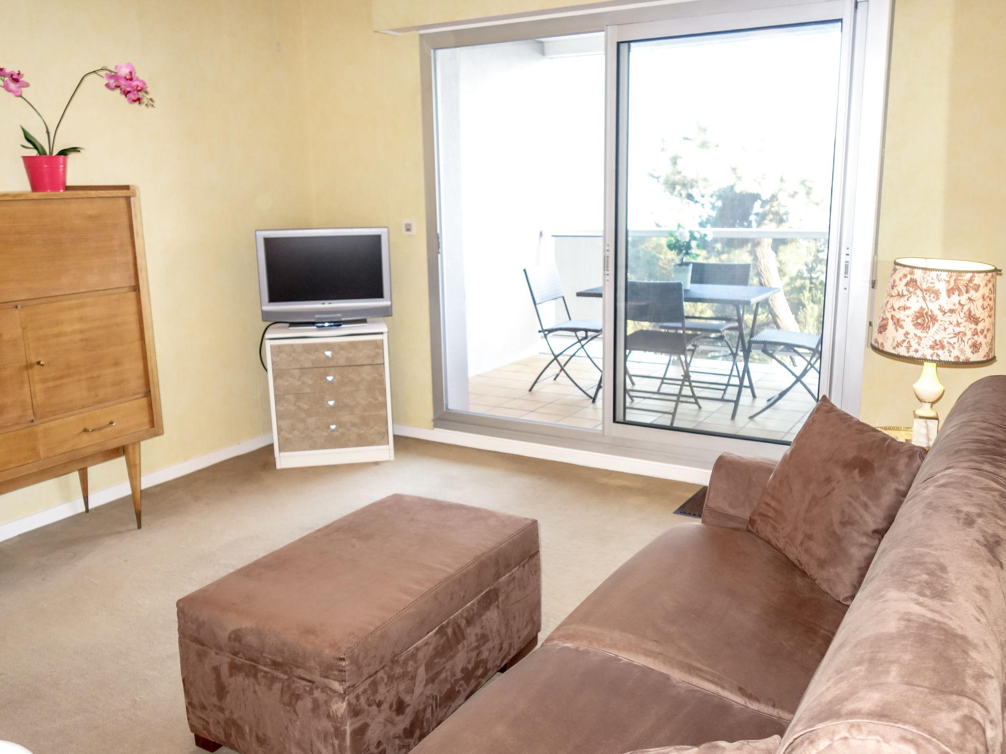 Foto 7 - Appartamento con 1 camera da letto a Dinard con terrazza e vista mare