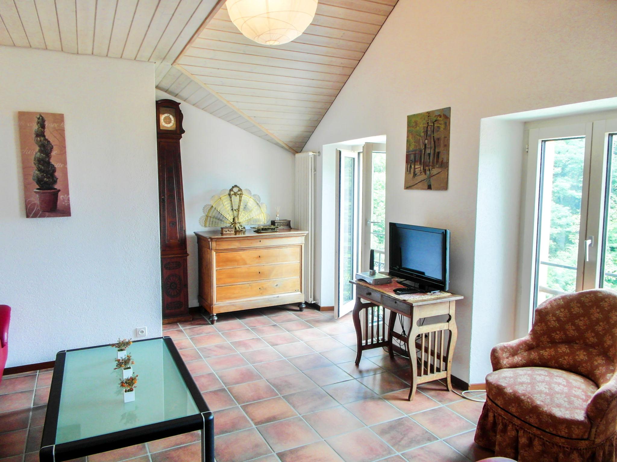 Photo 13 - 3 bedroom Apartment in Locarno with terrace