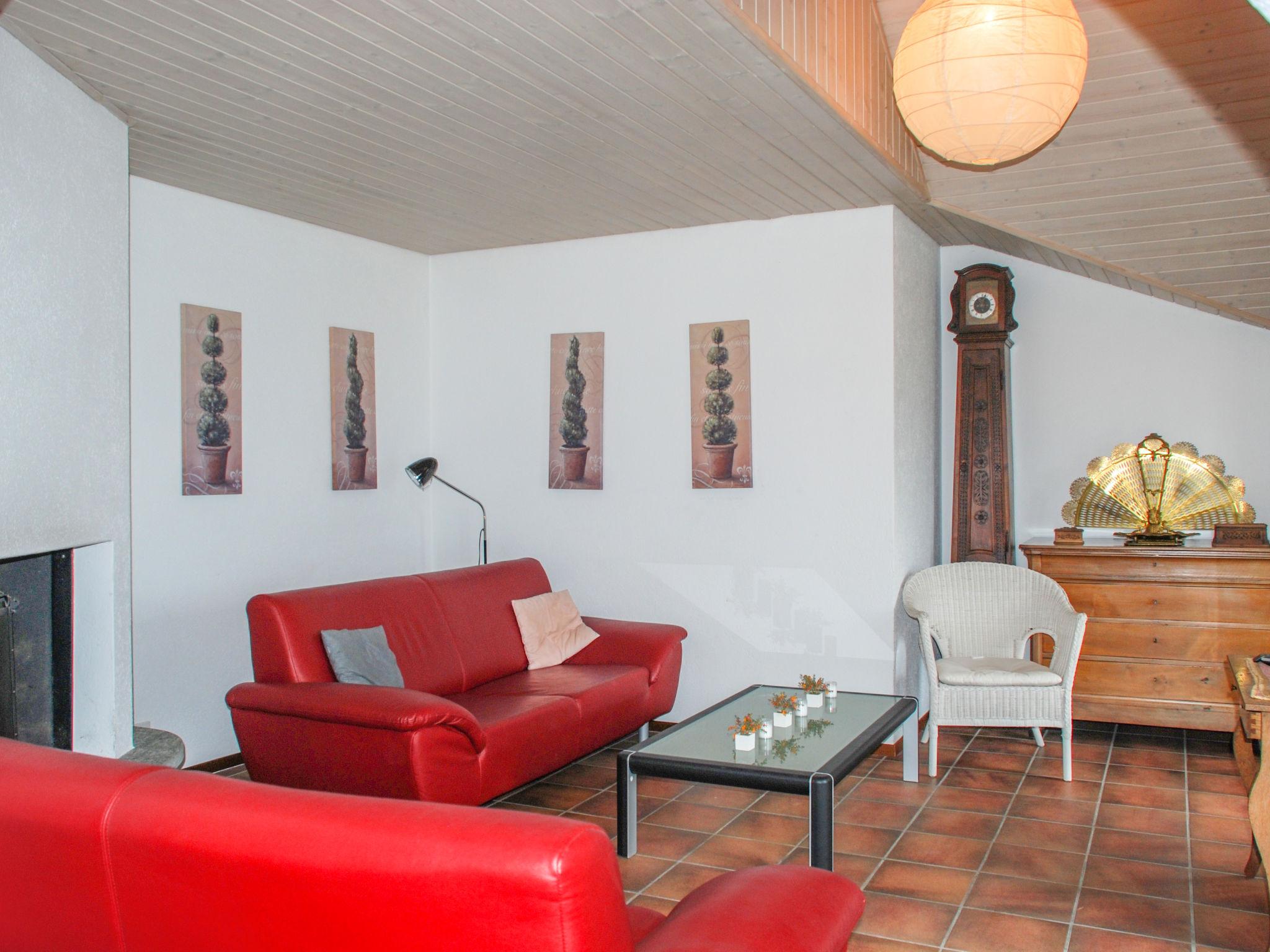 Photo 14 - 3 bedroom Apartment in Locarno with terrace and mountain view