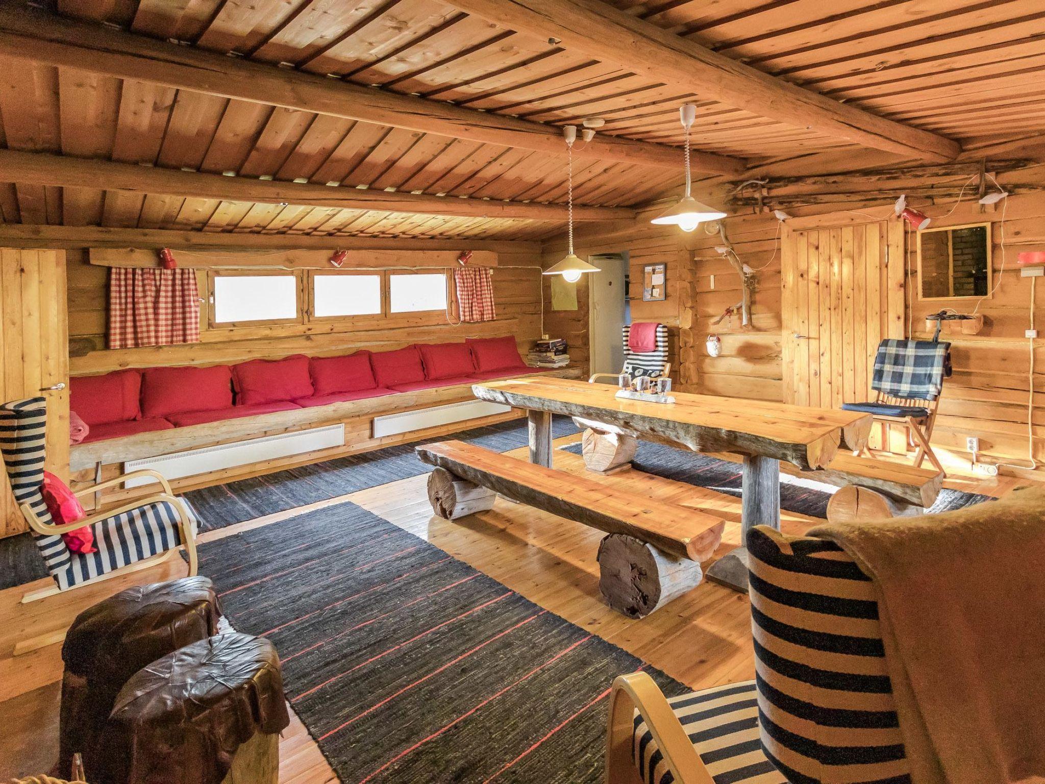 Foto 3 - Casa de 3 habitaciones en Kolari con sauna y vistas a la montaña