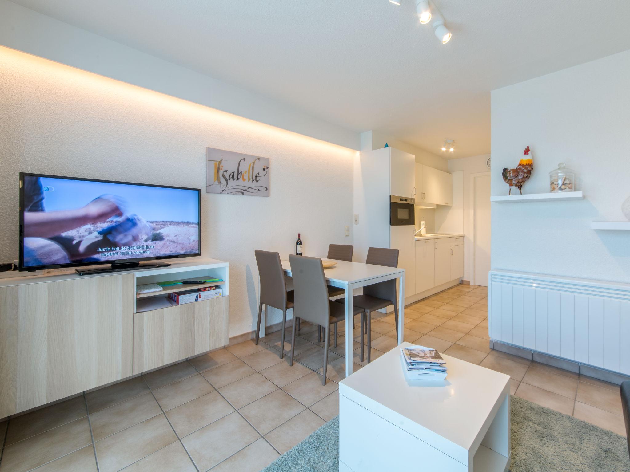 Photo 4 - 1 bedroom Apartment in De Haan with private pool and sea view