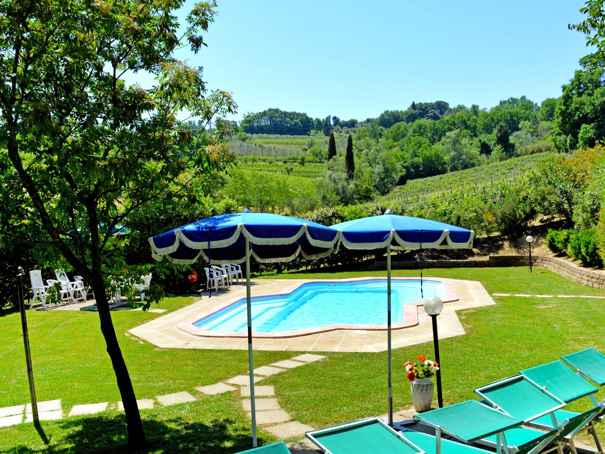 Foto 6 - Casa con 6 camere da letto a Gambassi Terme con piscina privata e giardino