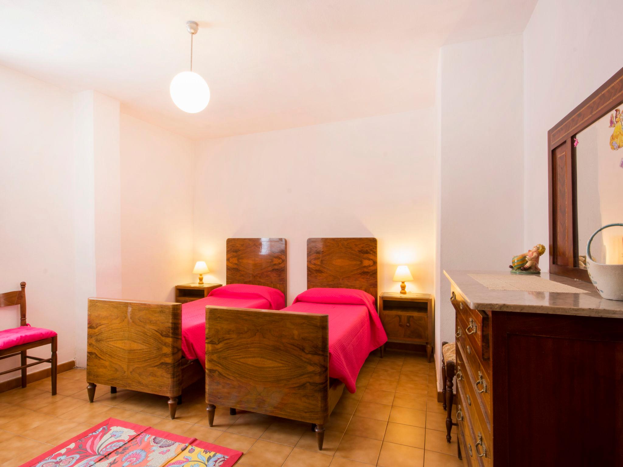 Foto 16 - Casa con 3 camere da letto a Casola in Lunigiana con giardino e terrazza