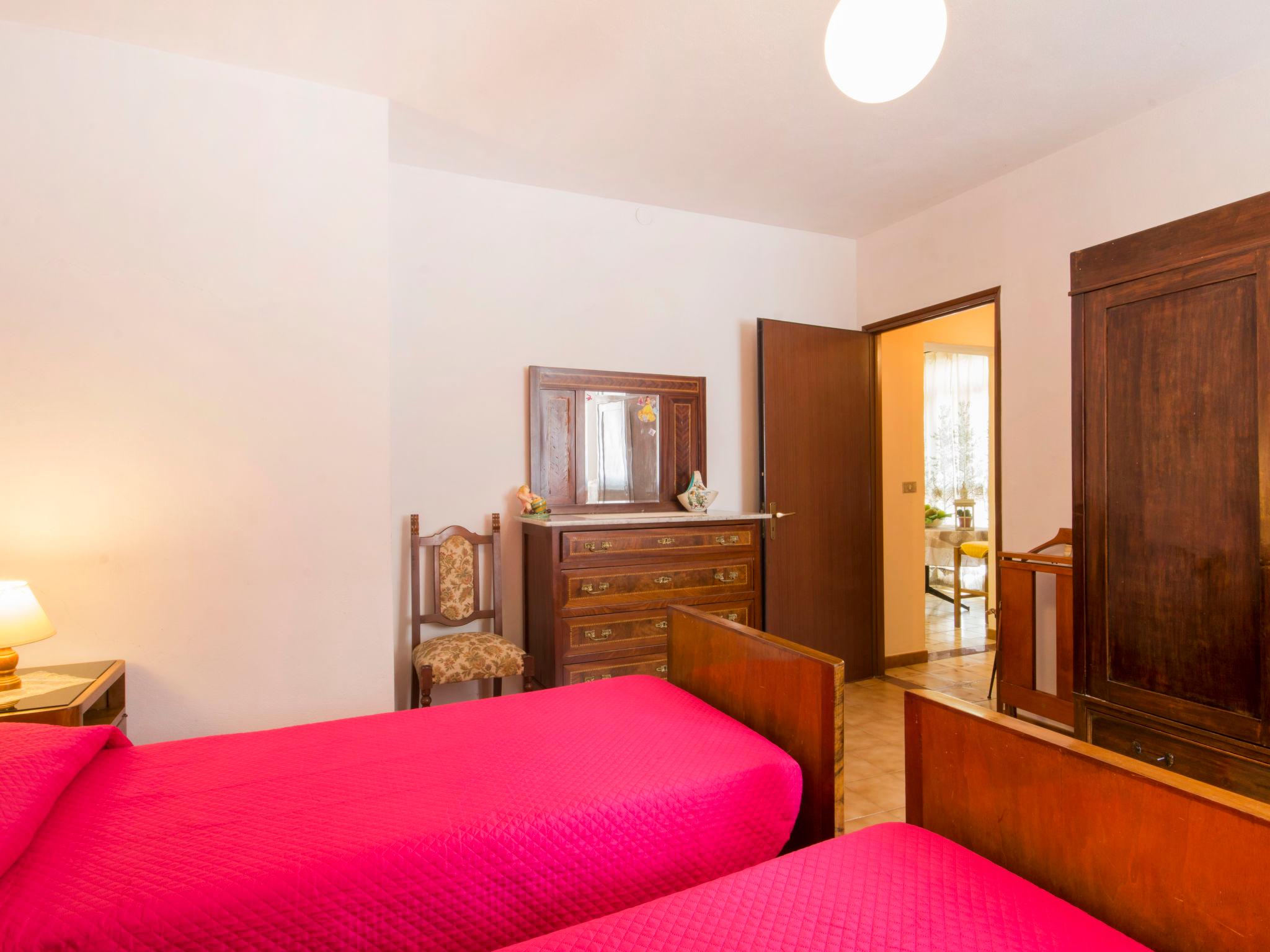 Foto 17 - Casa con 3 camere da letto a Casola in Lunigiana con giardino e terrazza