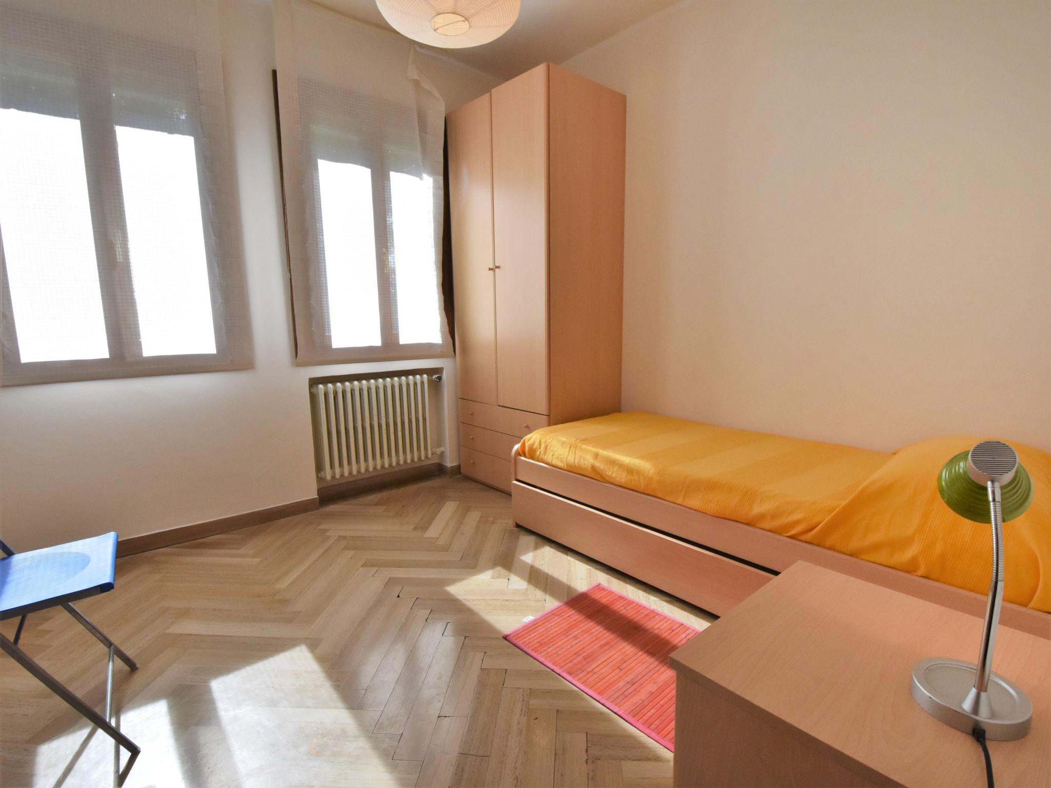 Foto 5 - Appartamento con 3 camere da letto a Venezia