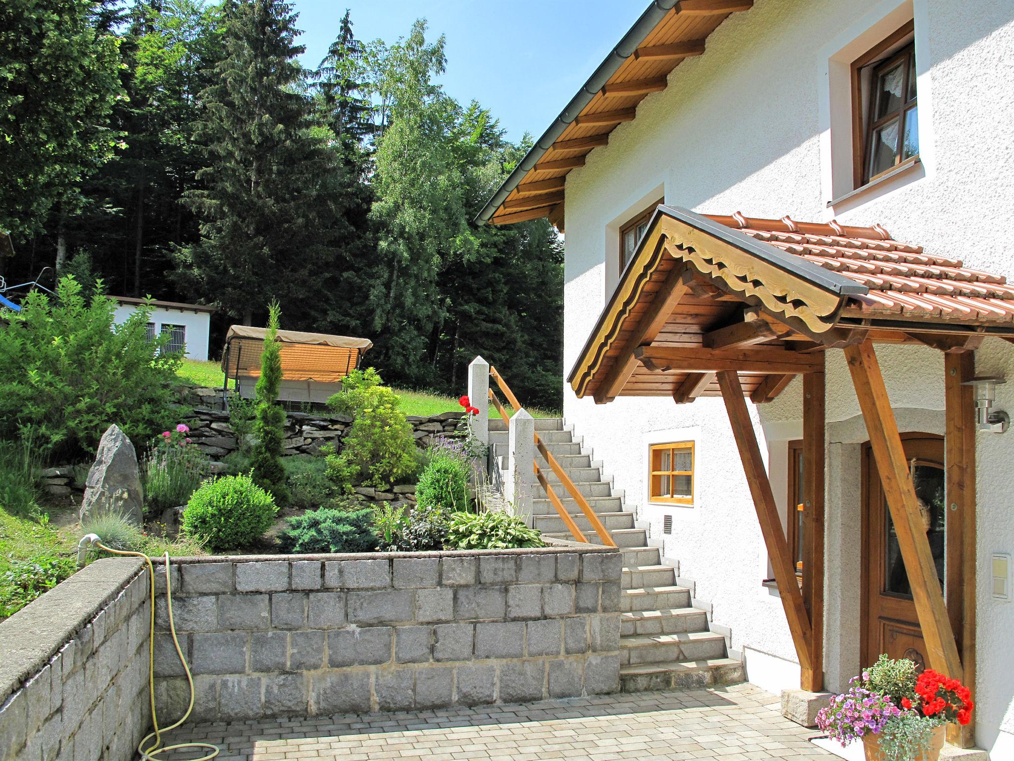 Foto 1 - Haus mit 3 Schlafzimmern in Zachenberg mit garten und blick auf die berge