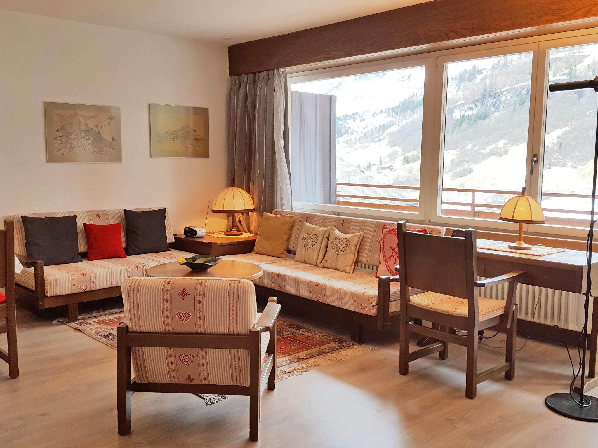Photo 2 - Appartement de 1 chambre à Loeche-les-Bains avec vues sur la montagne