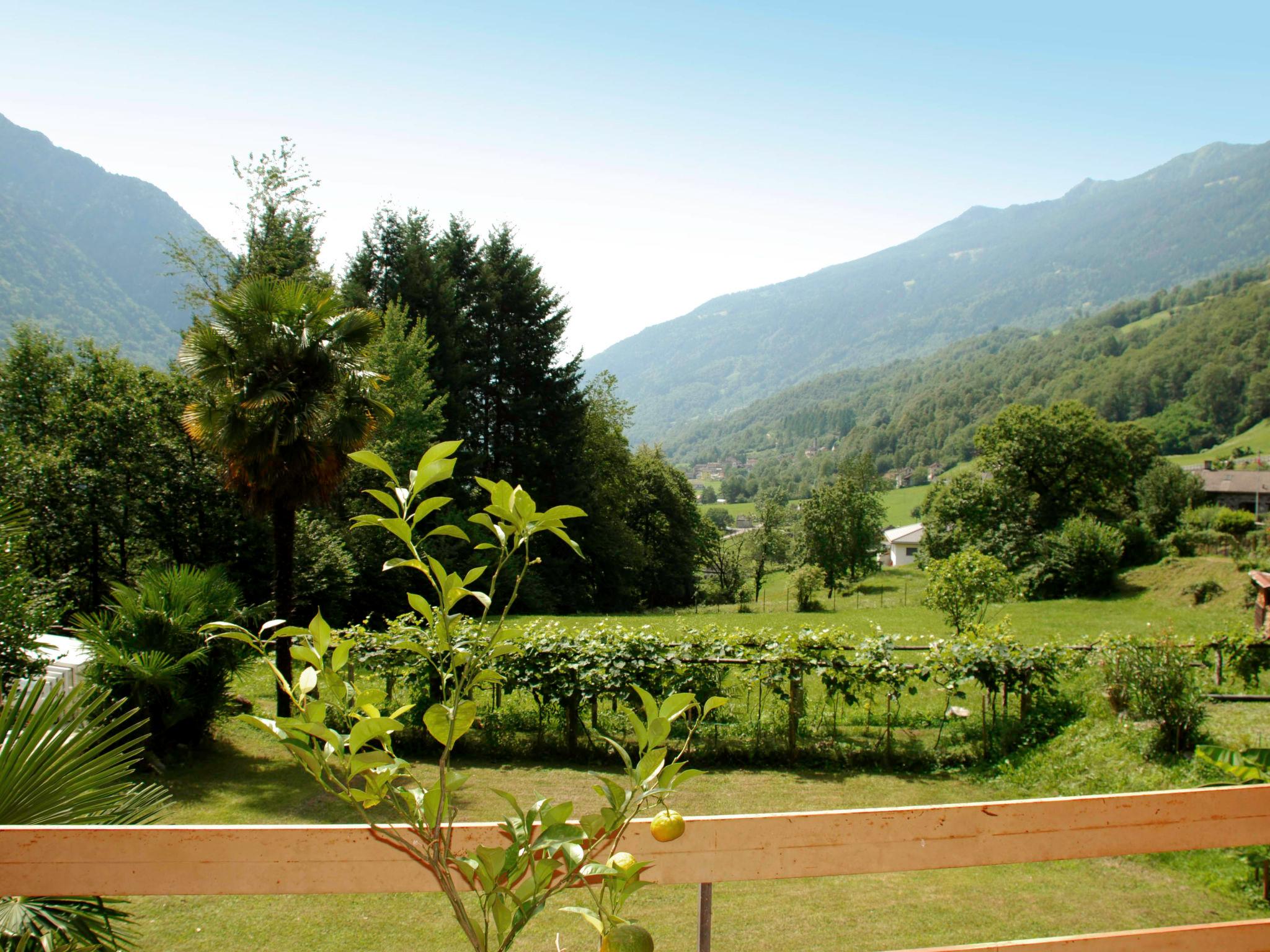 Foto 12 - Appartamento con 3 camere da letto a Acquarossa con piscina e giardino