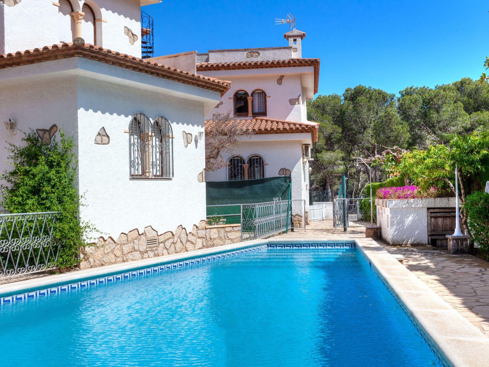 Foto 15 - Haus mit 3 Schlafzimmern in Mont-roig del Camp mit schwimmbad und blick aufs meer