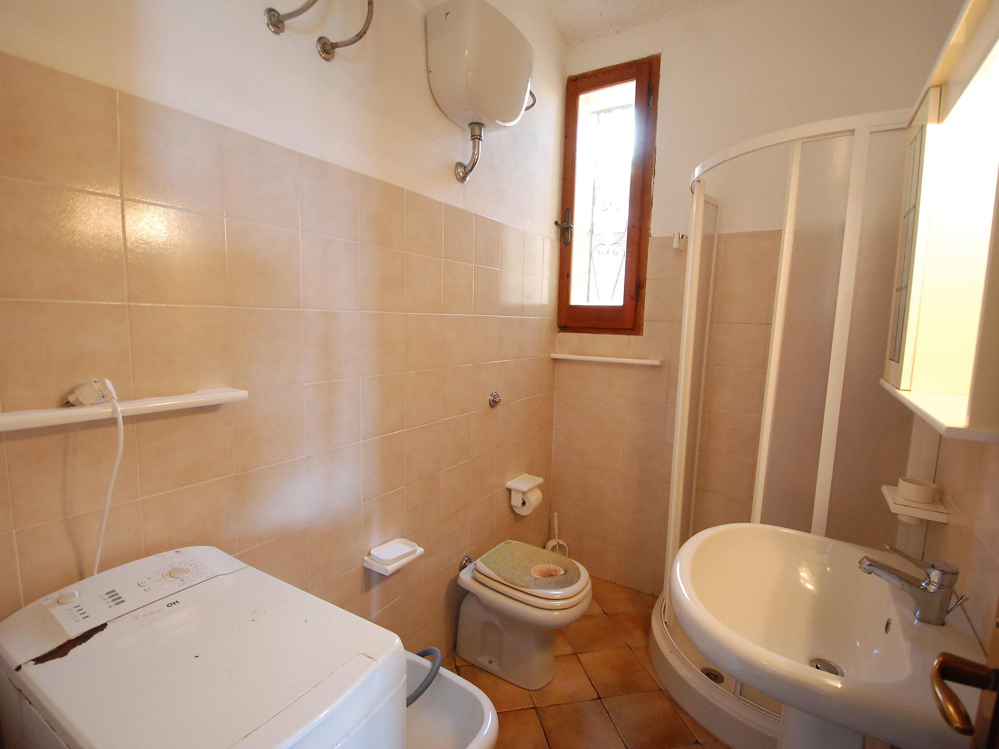 Photo 16 - 1 bedroom Apartment in Muravera with terrace and sea view