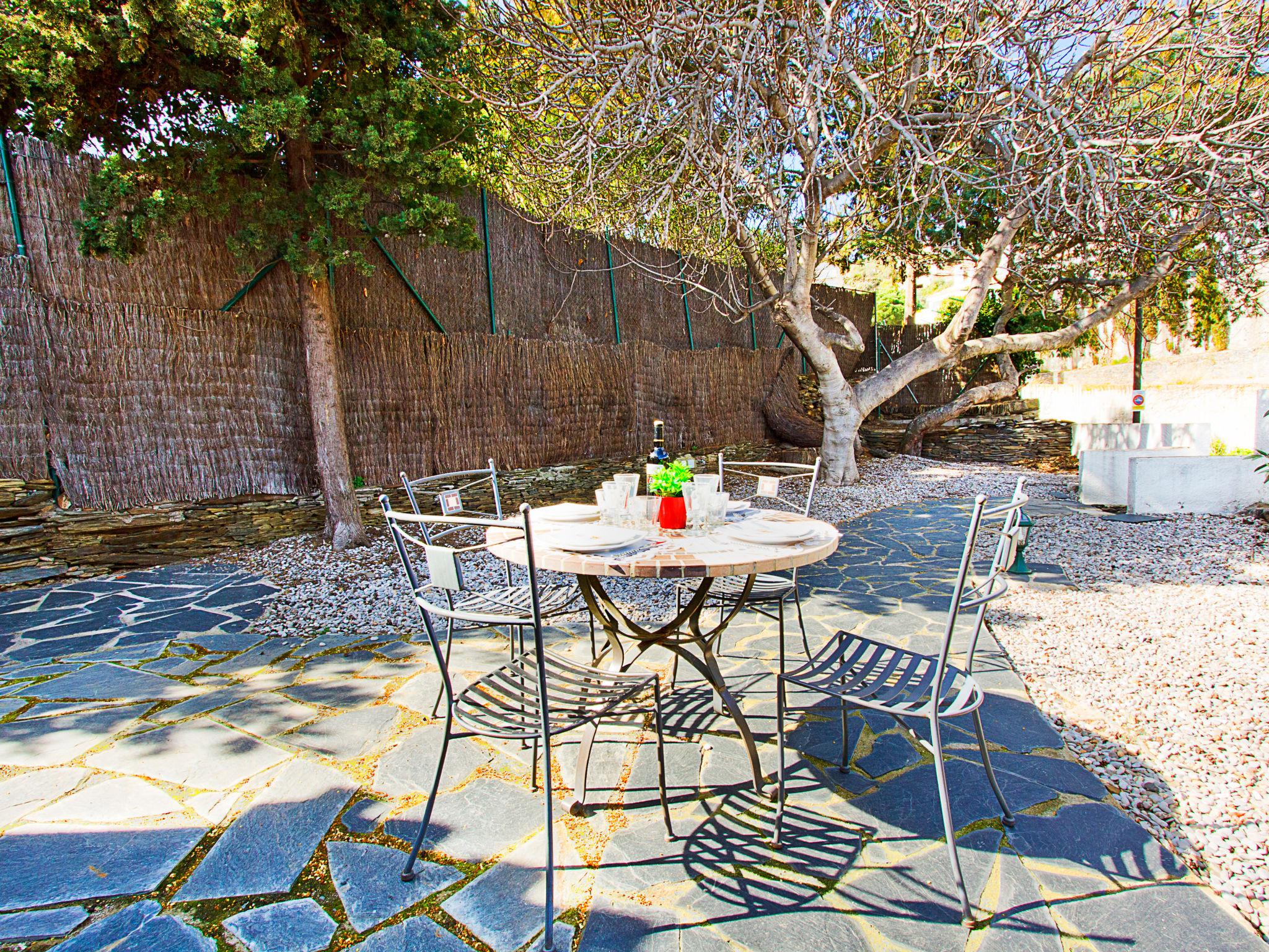 Photo 18 - Maison de 2 chambres à Cadaqués avec jardin et terrasse