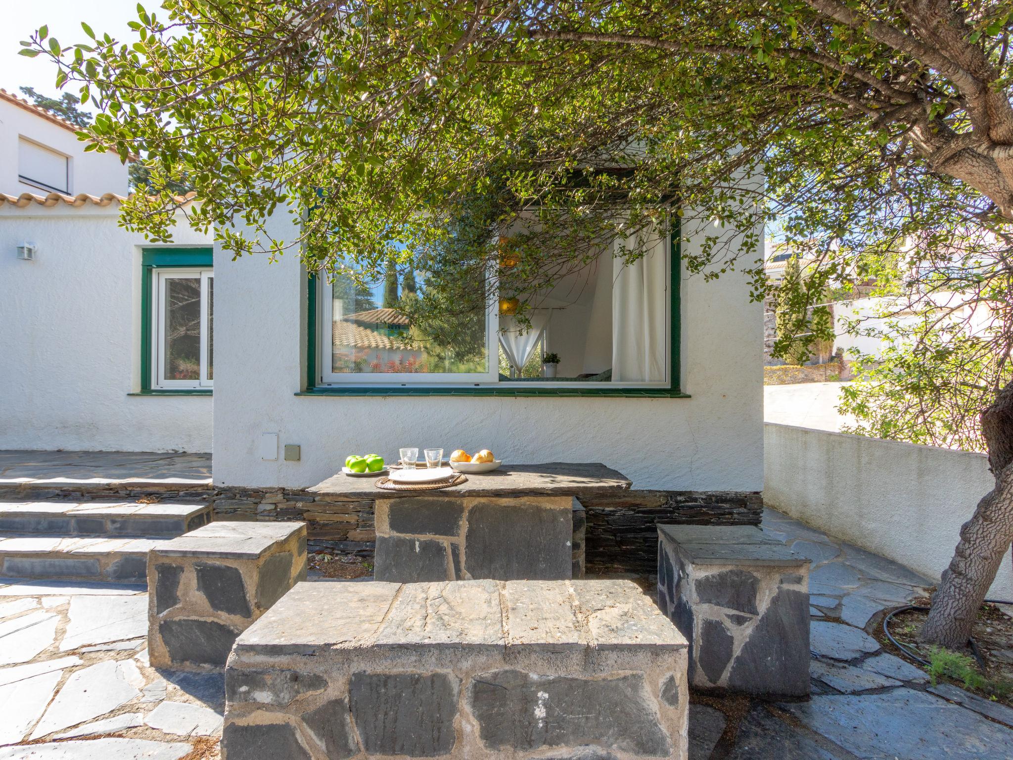 Photo 22 - Maison de 2 chambres à Cadaqués avec jardin et terrasse