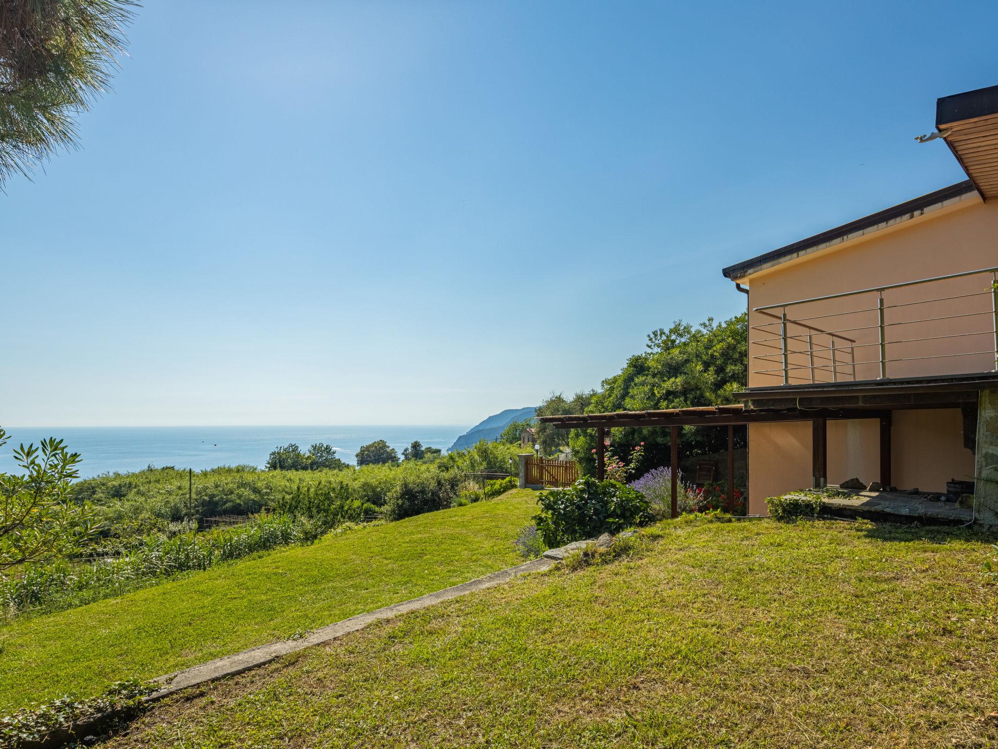 Photo 21 - Maison de 2 chambres à Moneglia avec jardin et vues à la mer