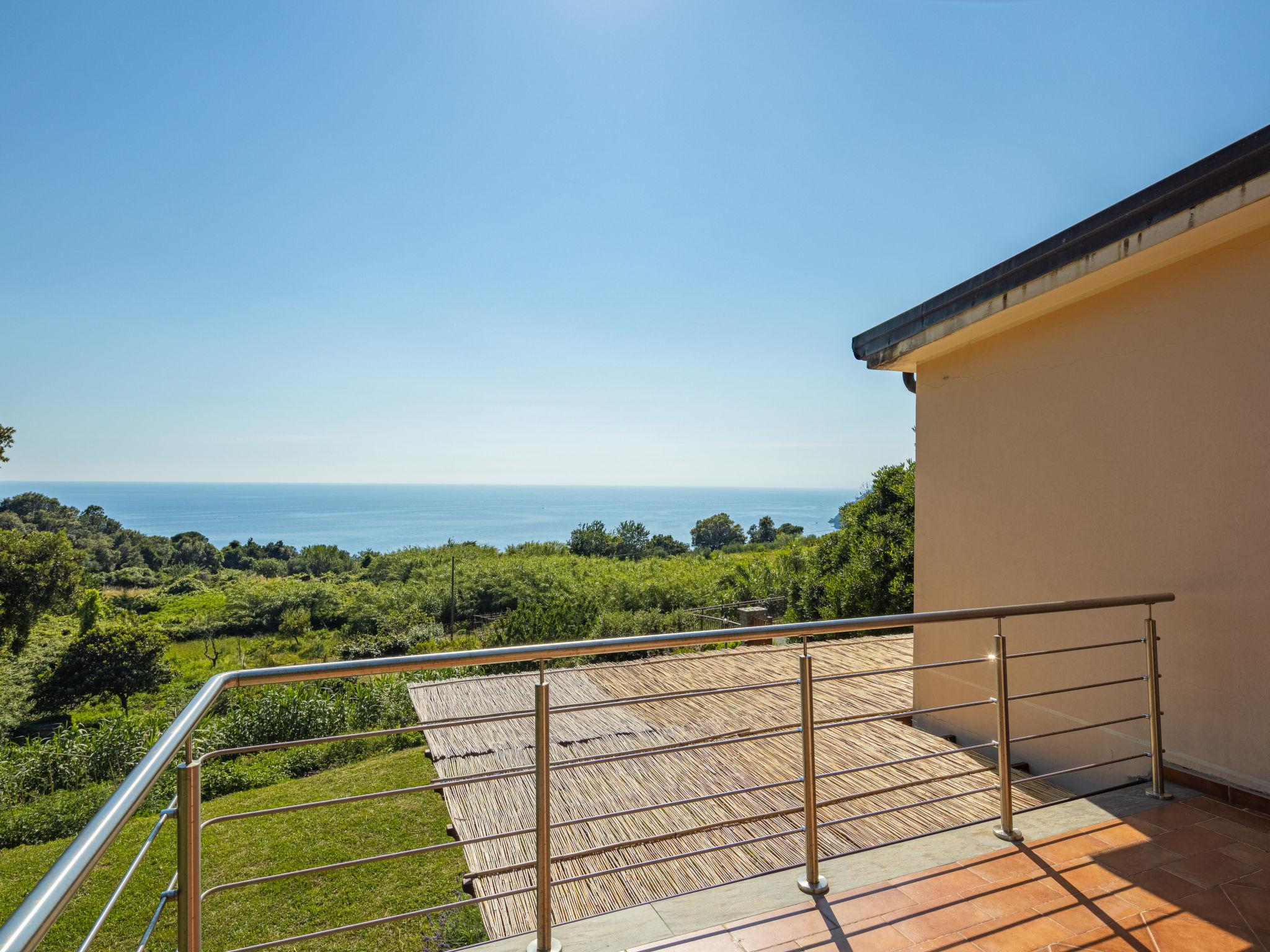 Photo 22 - Maison de 2 chambres à Moneglia avec jardin et vues à la mer