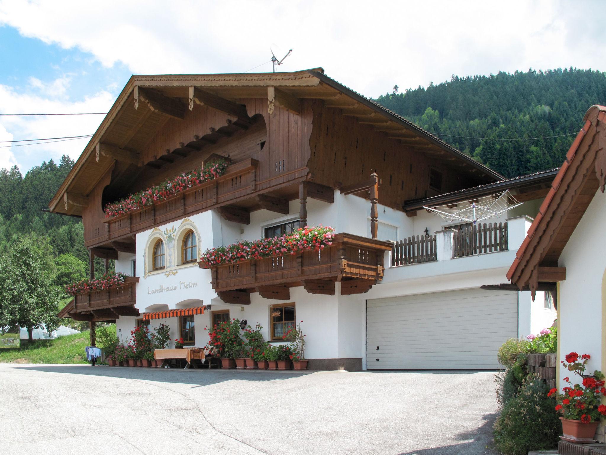 Foto 1 - Apartamento de 2 habitaciones en Rohrberg con piscina y vistas a la montaña