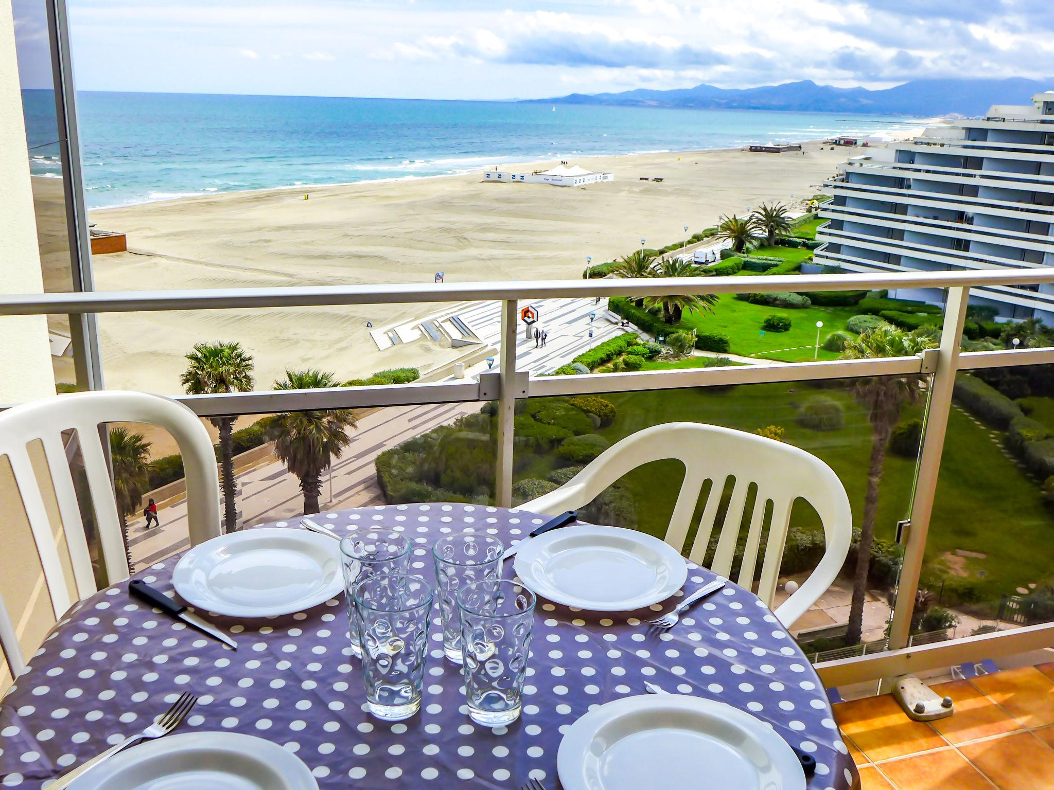 Foto 1 - Apartamento de 1 habitación en Canet-en-Roussillon con vistas al mar