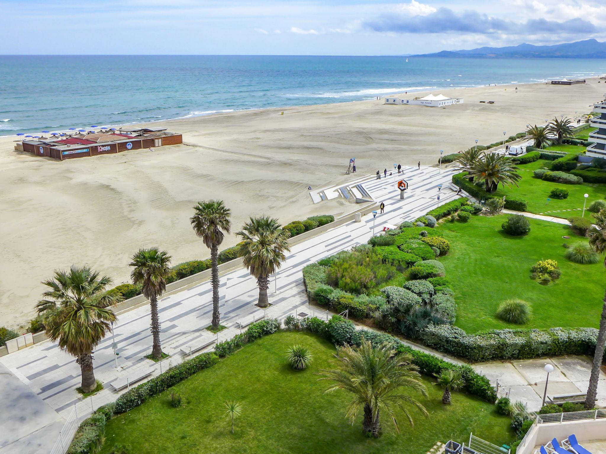 Foto 2 - Apartamento de 1 habitación en Canet-en-Roussillon con vistas al mar