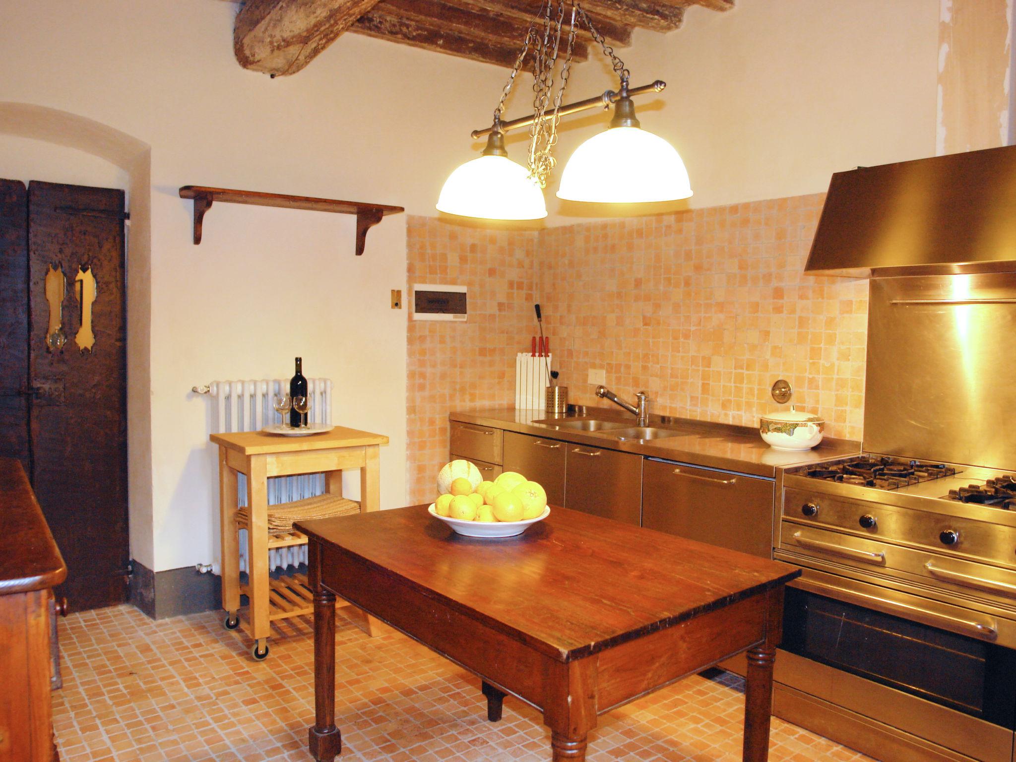 Photo 14 - 6 bedroom House in San Casciano in Val di Pesa with private pool and garden