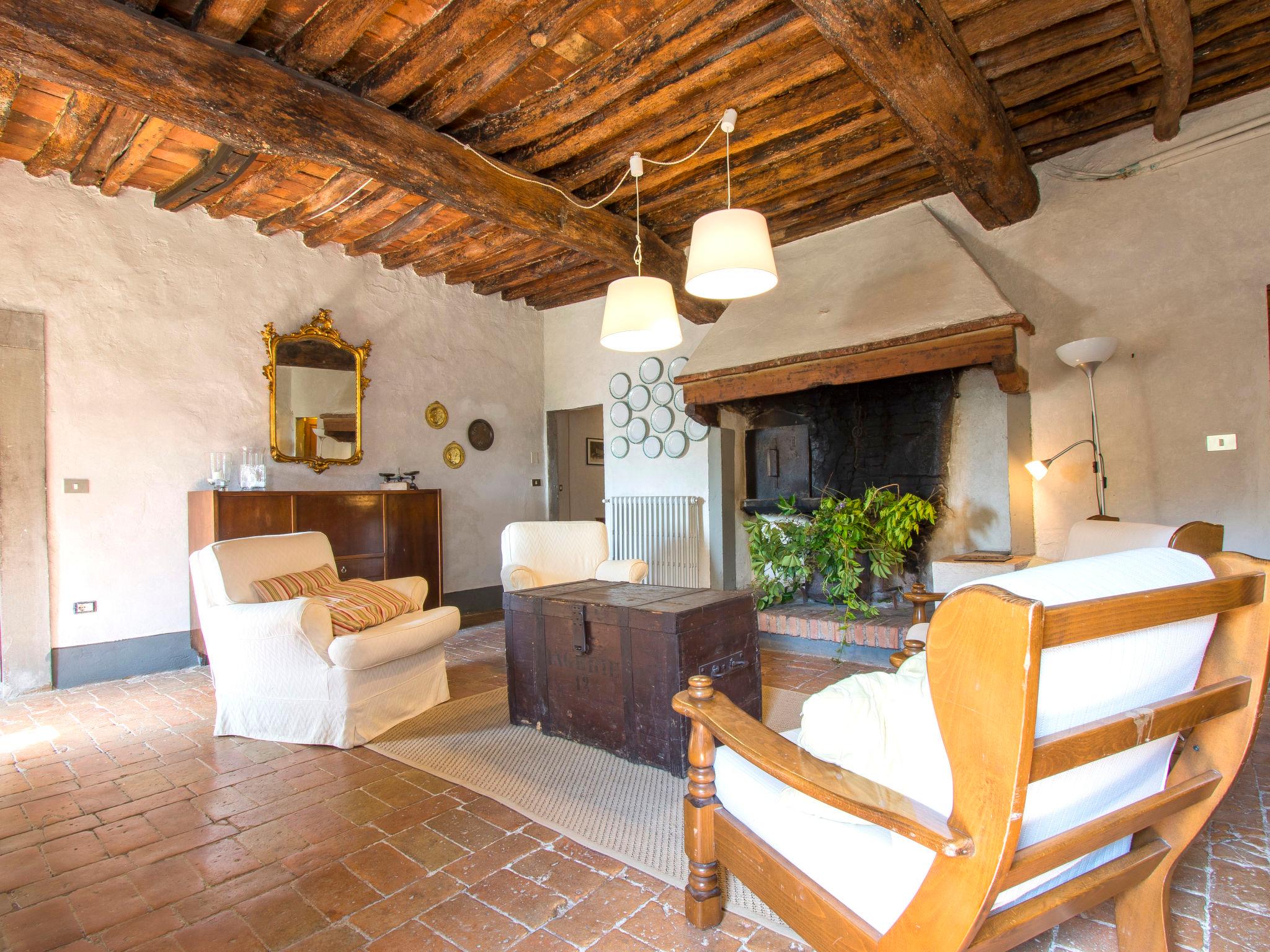 Photo 8 - 6 bedroom House in San Casciano in Val di Pesa with private pool and garden