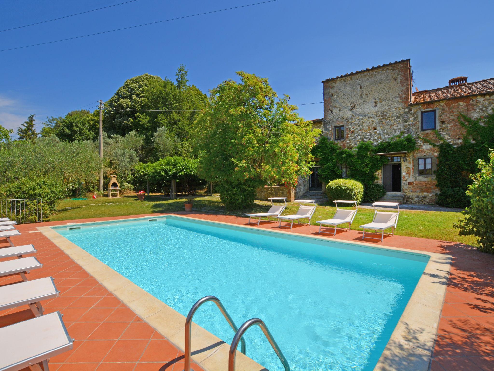 Foto 1 - Casa de 6 quartos em San Casciano in Val di Pesa com piscina privada e jardim