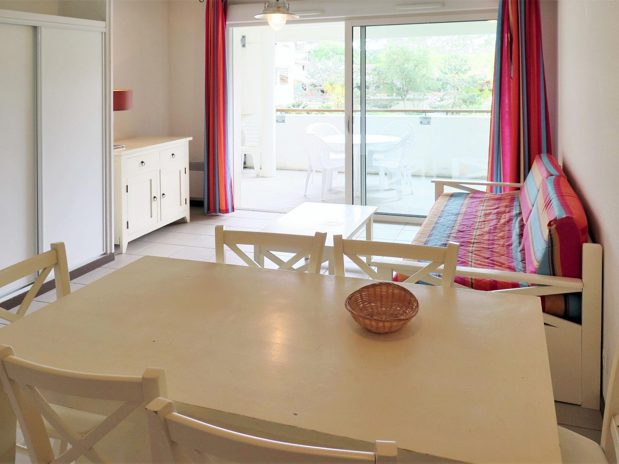 Photo 2 - 2 bedroom Apartment in Moliets-et-Maa with swimming pool and sea view