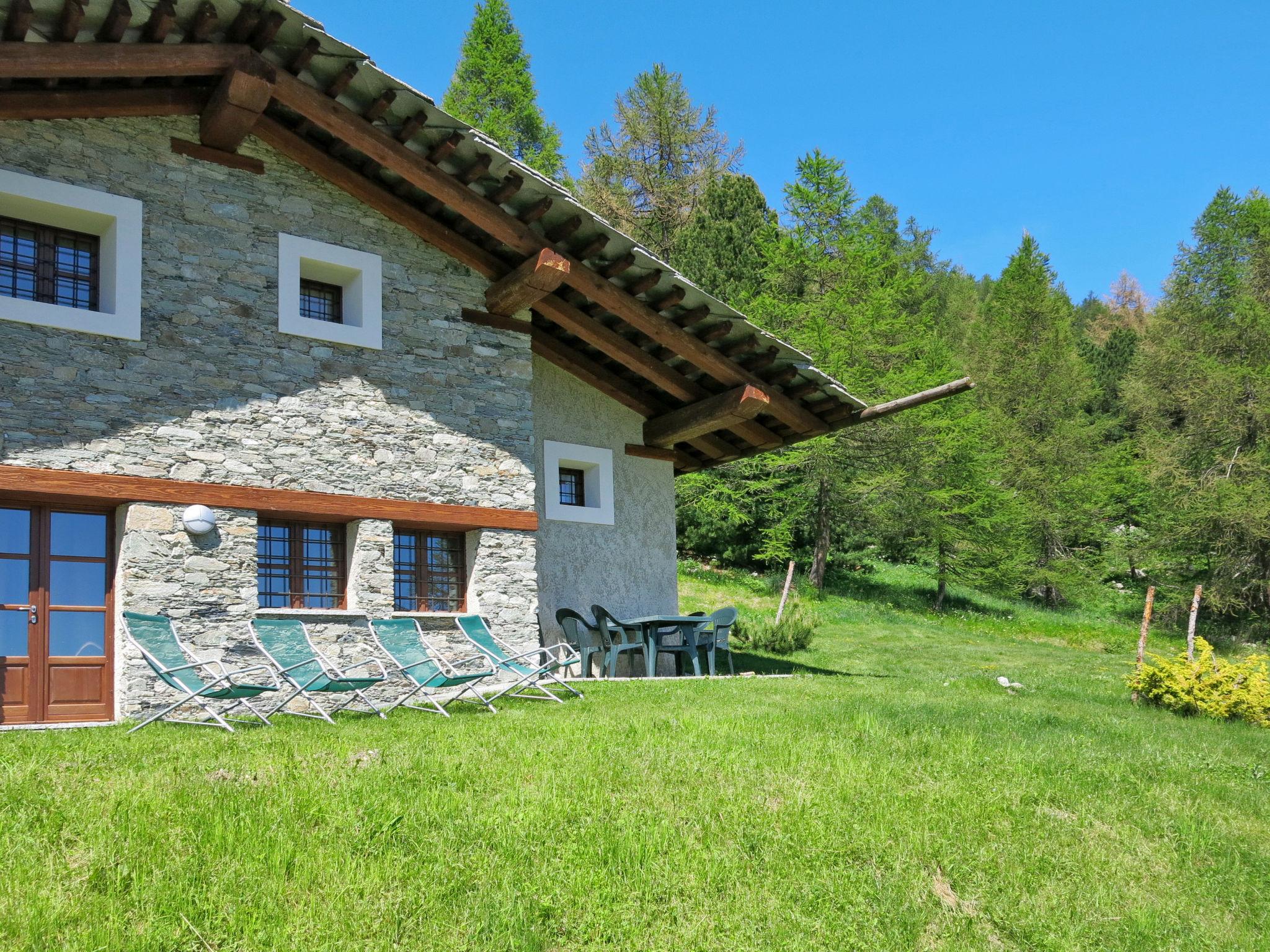 Photo 3 - Maison de 2 chambres à Sampeyre avec jardin