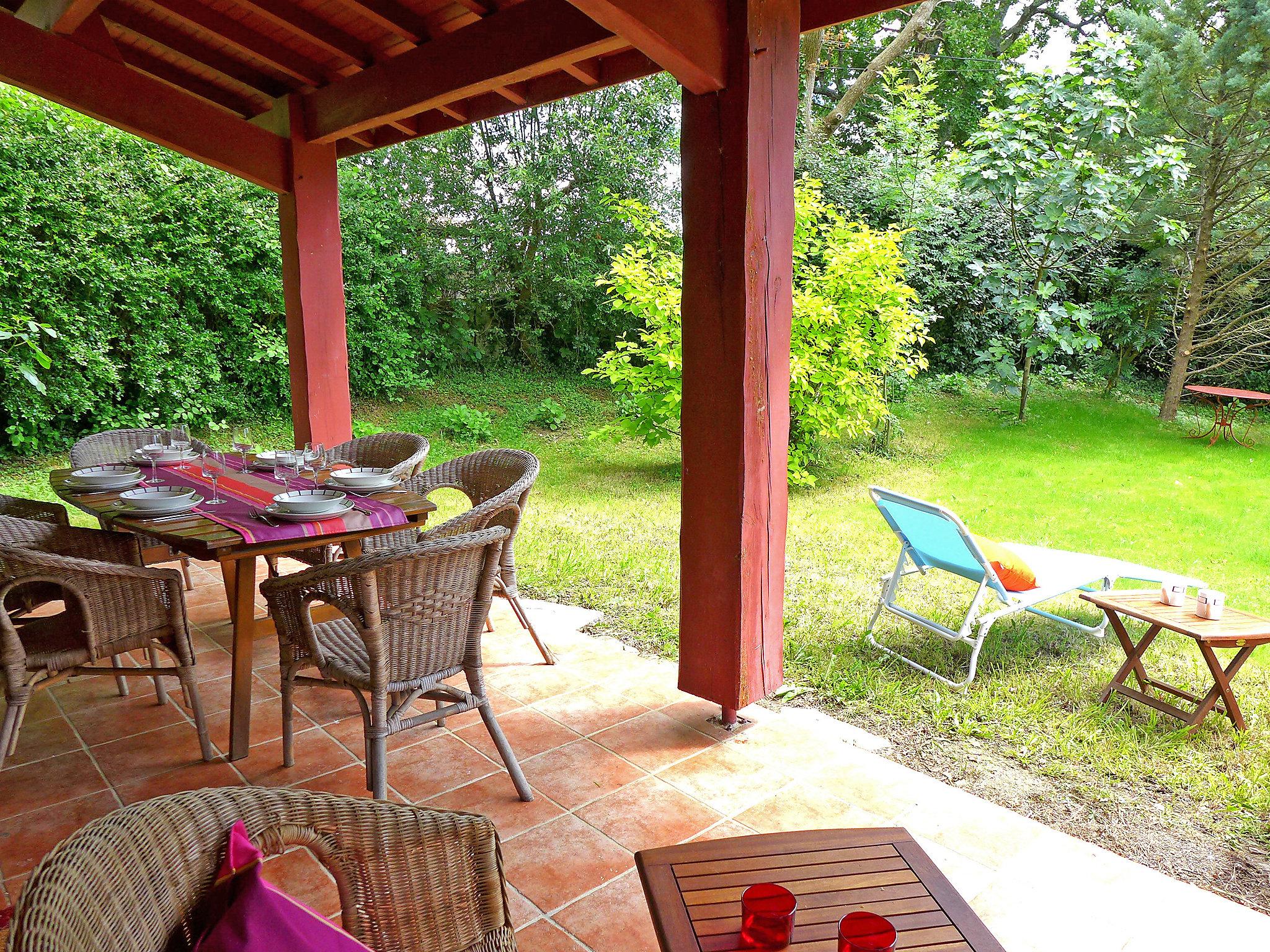 Photo 21 - Maison de 4 chambres à Saint-Pée-sur-Nivelle avec jardin et terrasse