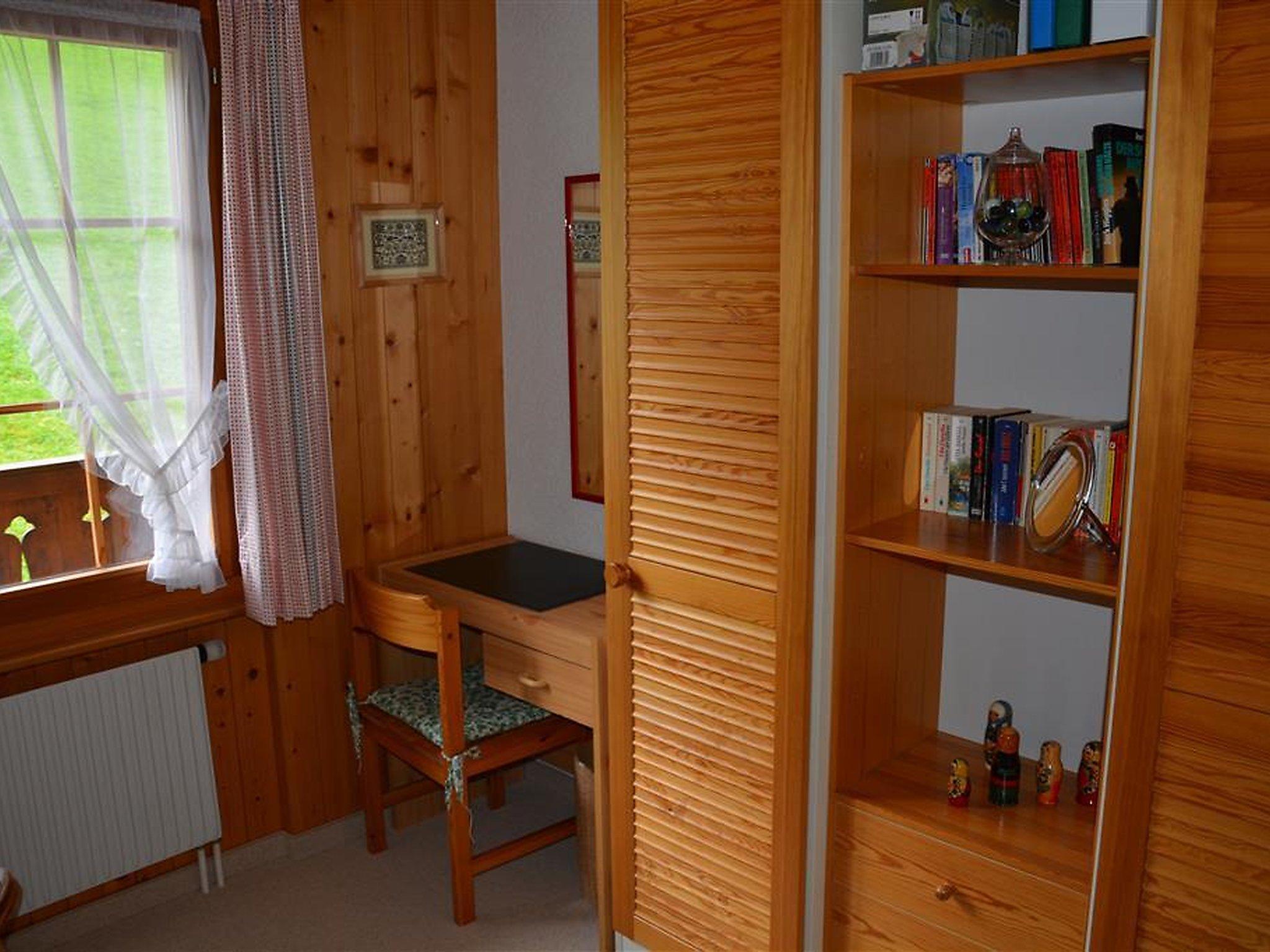 Photo 24 - 1 bedroom Apartment in Saanen