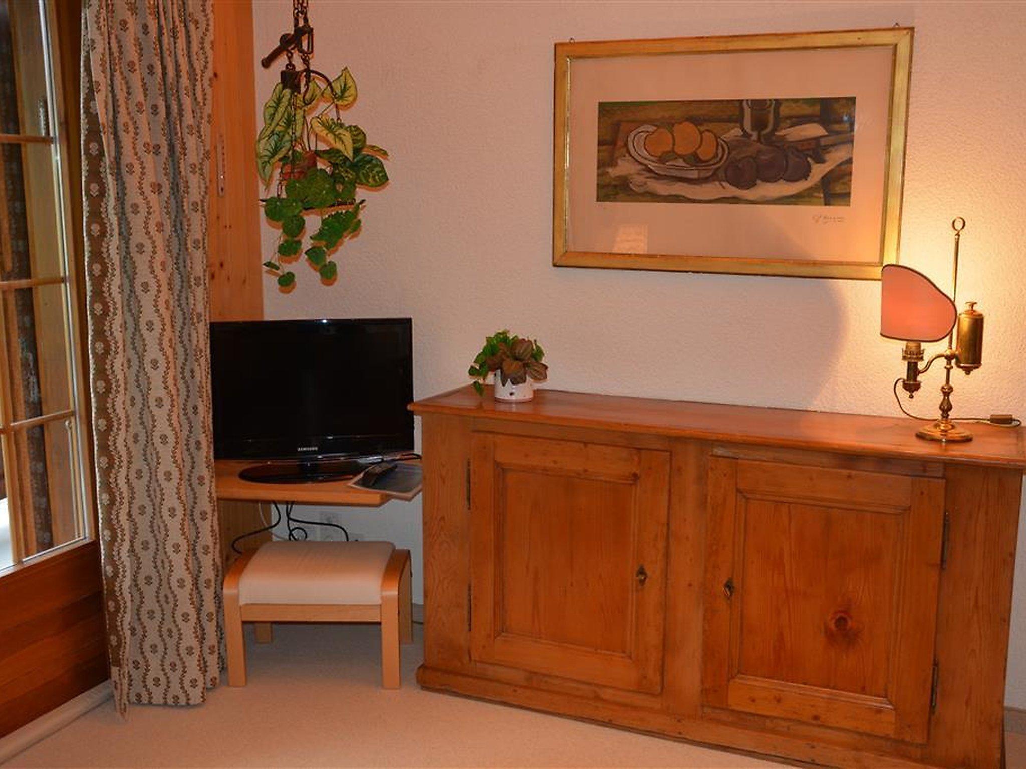 Photo 16 - 1 bedroom Apartment in Saanen