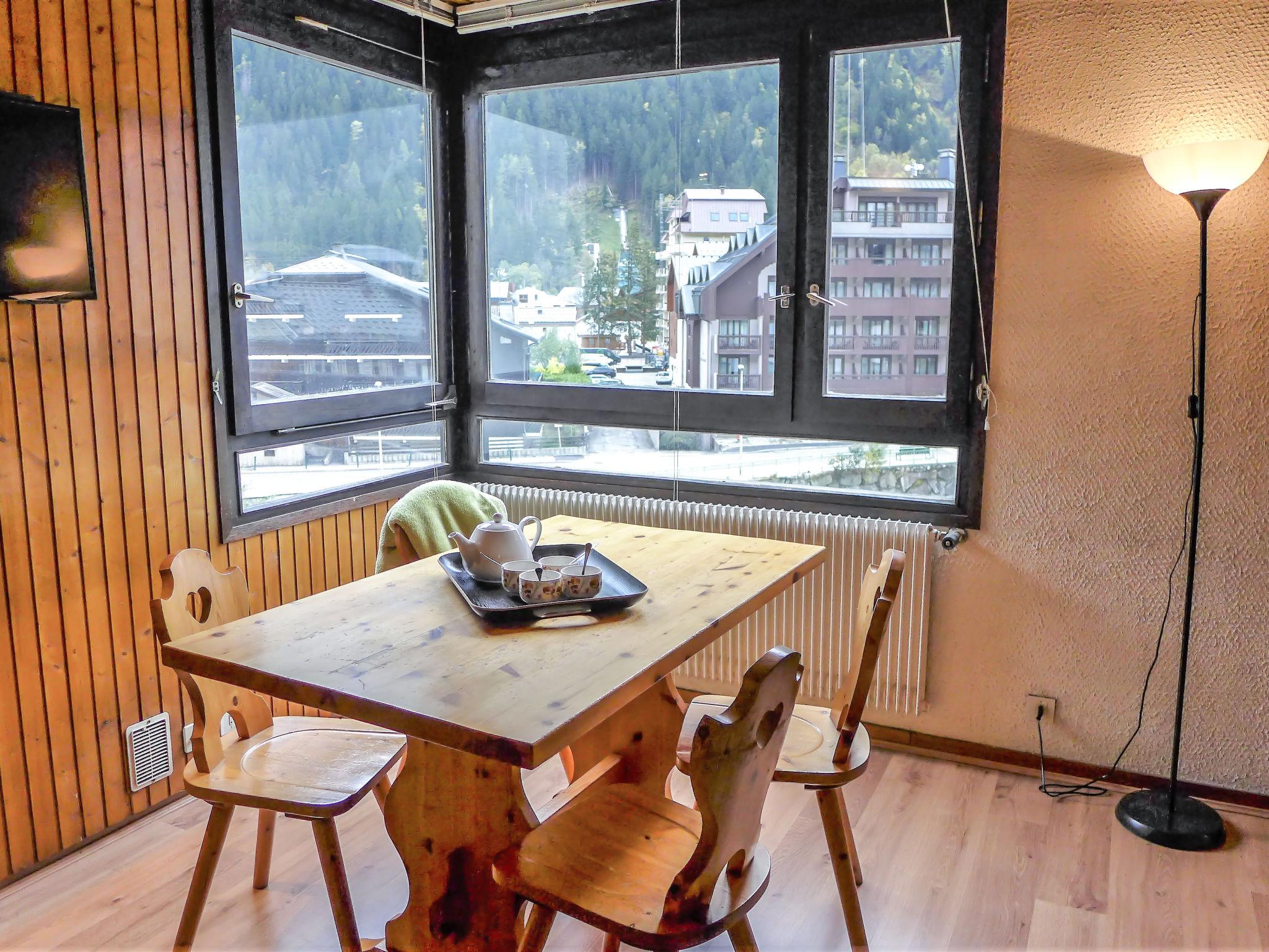 Foto 3 - Apartamento en Chamonix-Mont-Blanc con vistas a la montaña