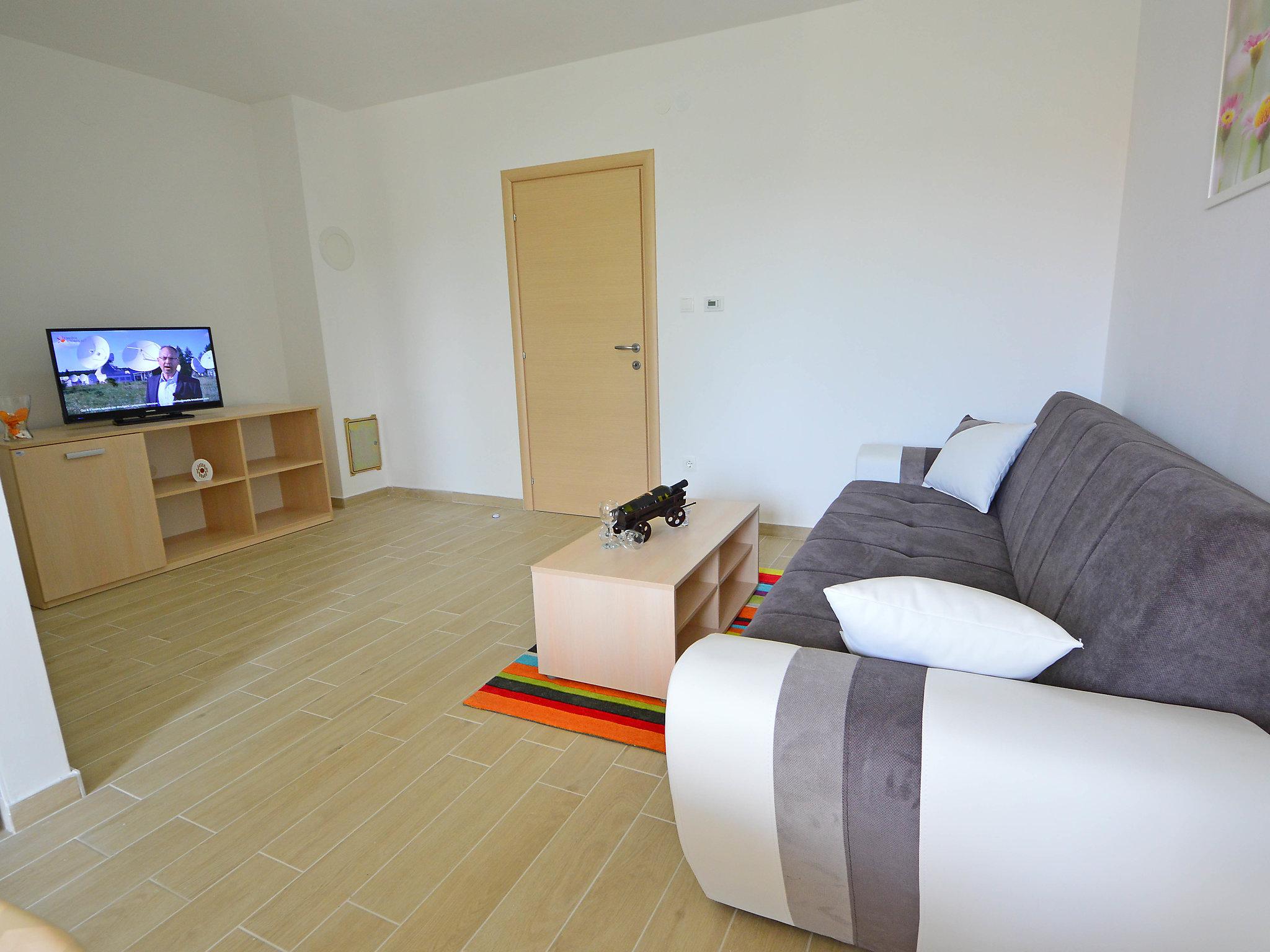 Foto 8 - Apartment mit 2 Schlafzimmern in Dobrinj mit blick aufs meer