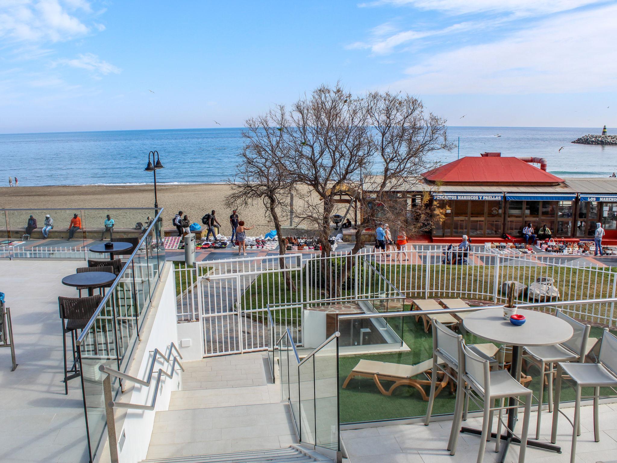 Photo 31 - 1 bedroom Apartment in Torremolinos with swimming pool and sea view