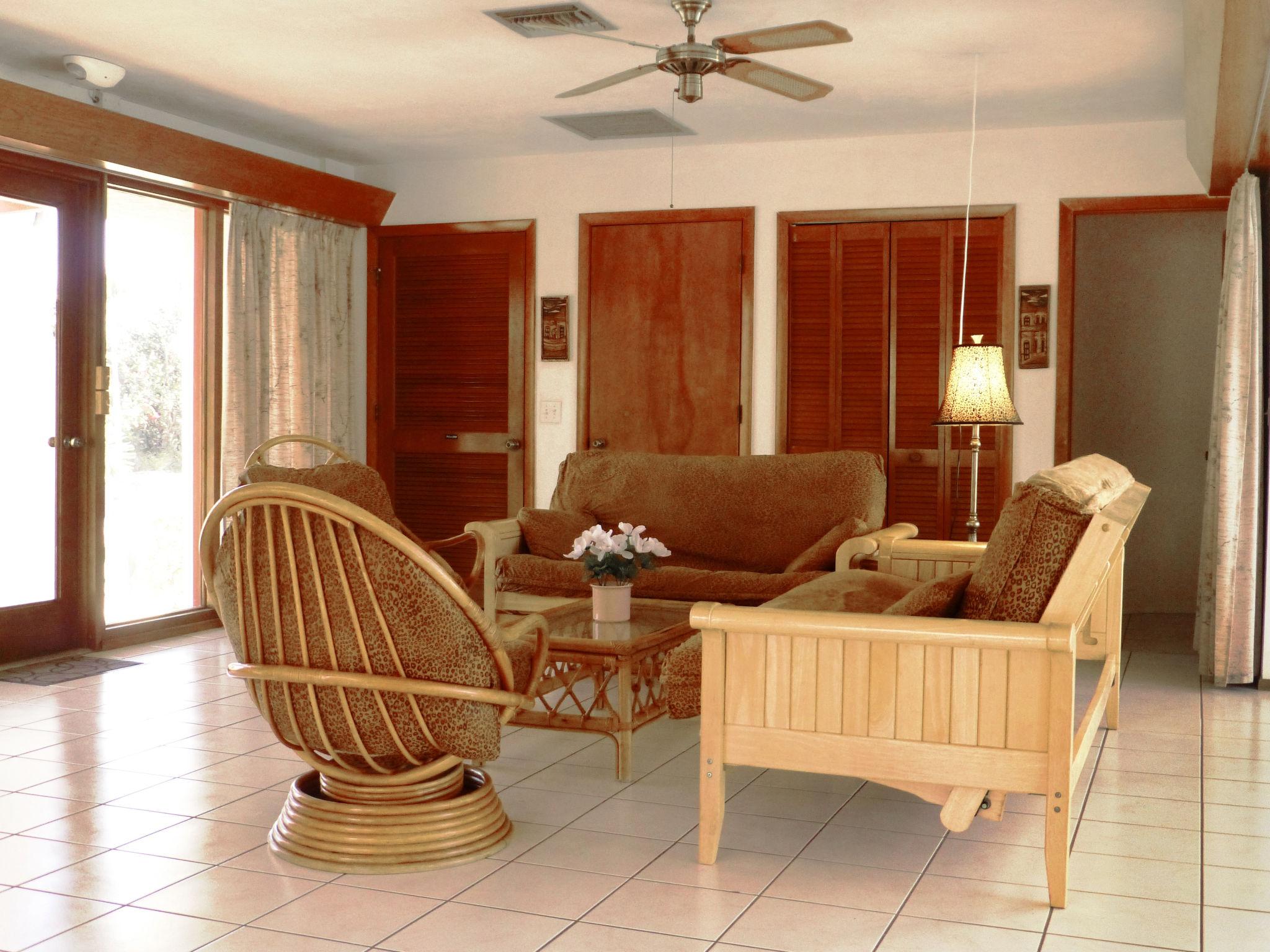 Photo 12 - 2 bedroom House in Marco Island with private pool and sea view