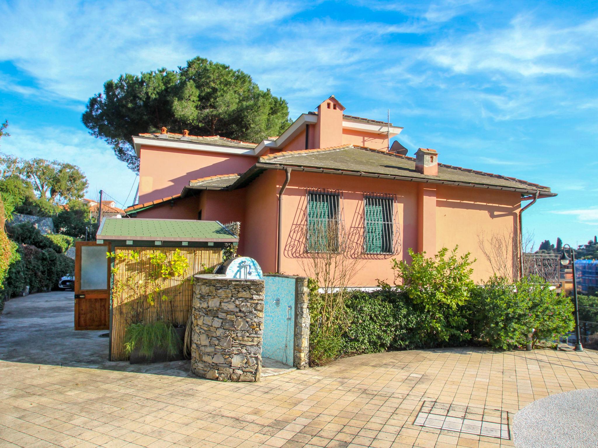 Foto 34 - Casa de 4 quartos em Rapallo com piscina privada e vistas do mar