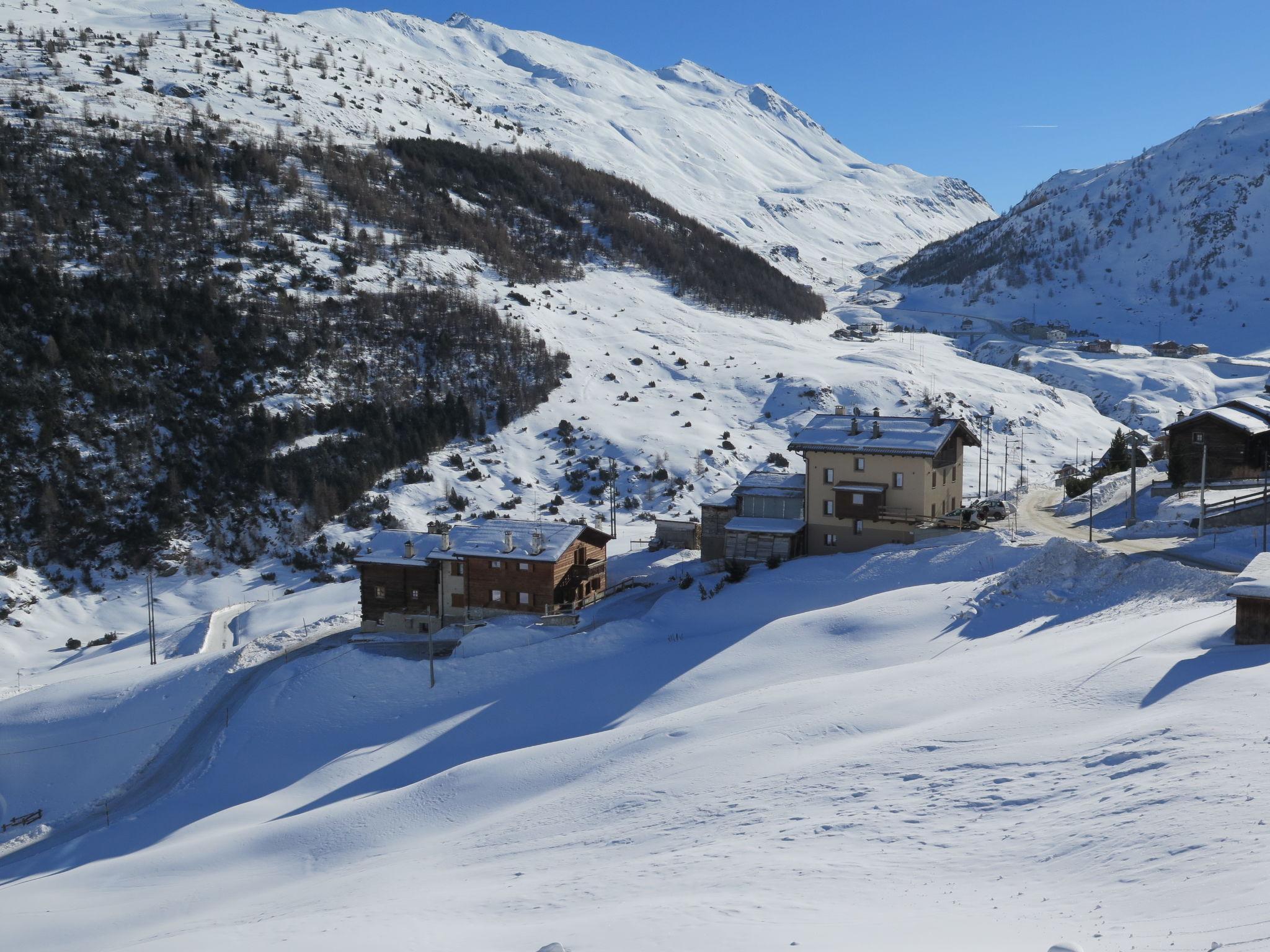 Foto 28 - Appartamento con 4 camere da letto a Livigno con giardino