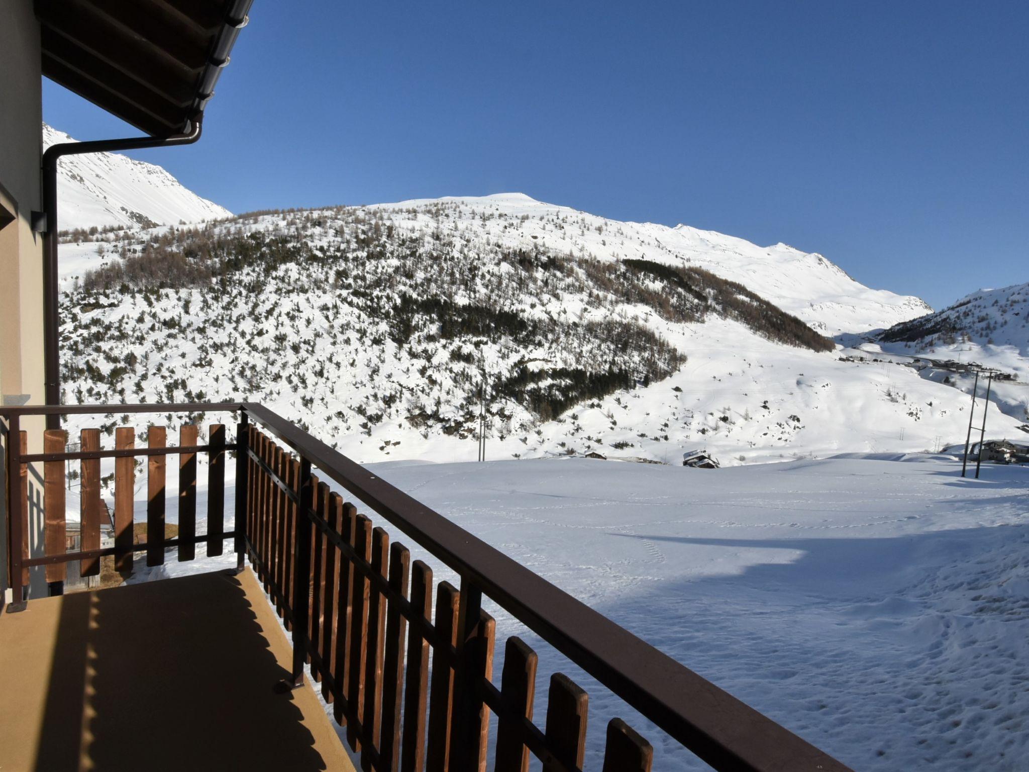 Photo 22 - 4 bedroom Apartment in Livigno with mountain view