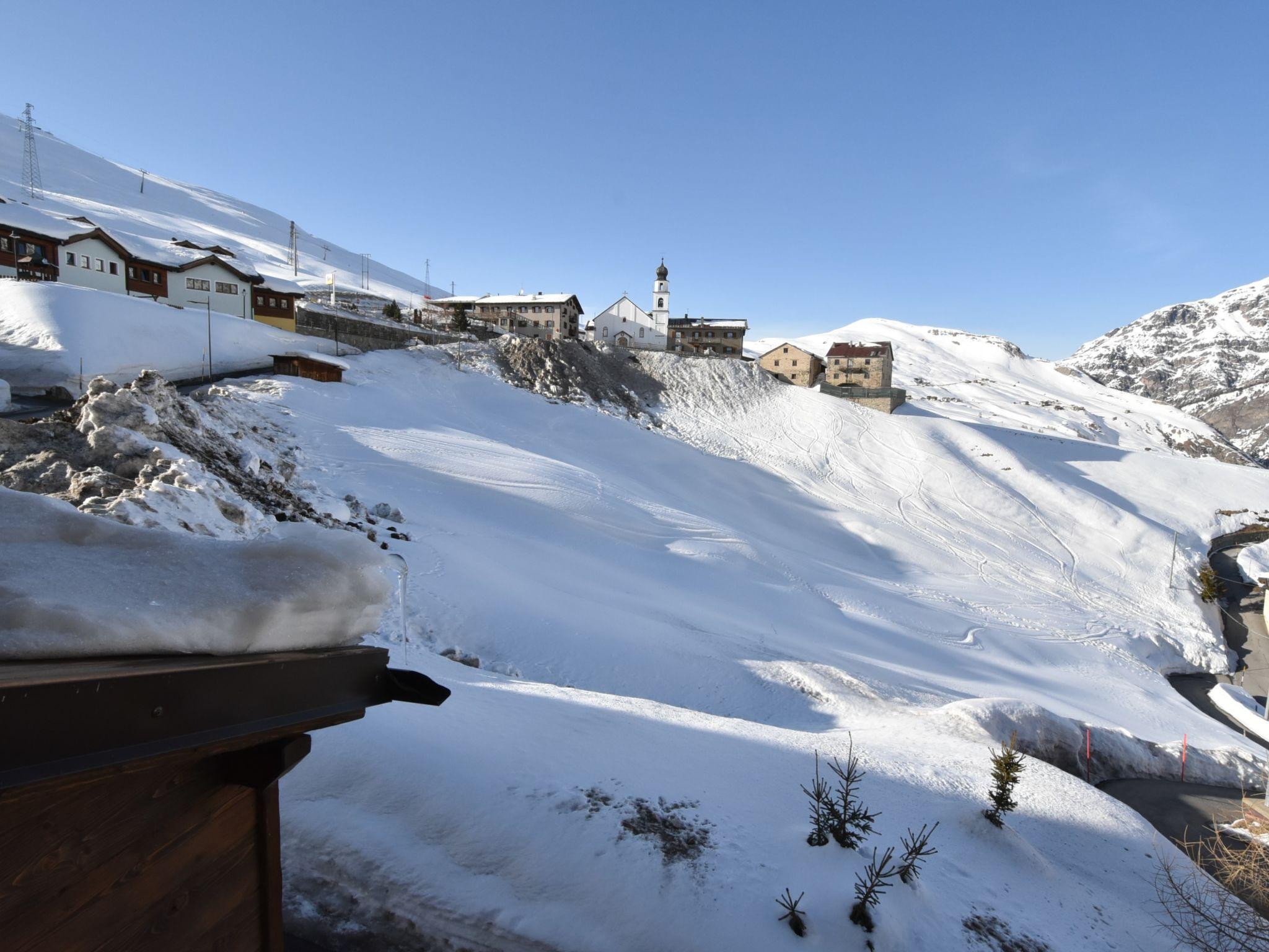 Foto 20 - Appartamento con 4 camere da letto a Livigno con giardino