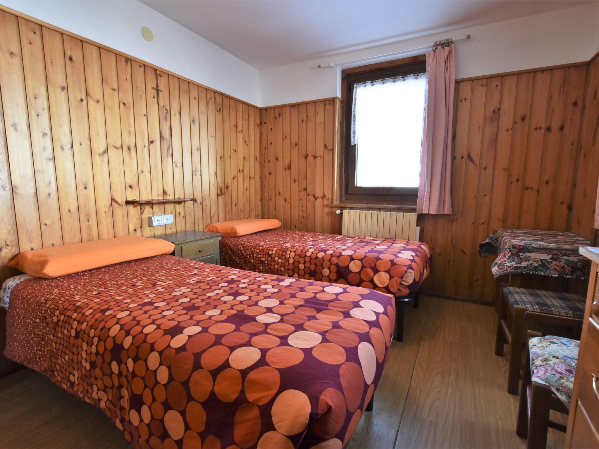 Foto 13 - Apartamento de 4 quartos em Livigno com jardim