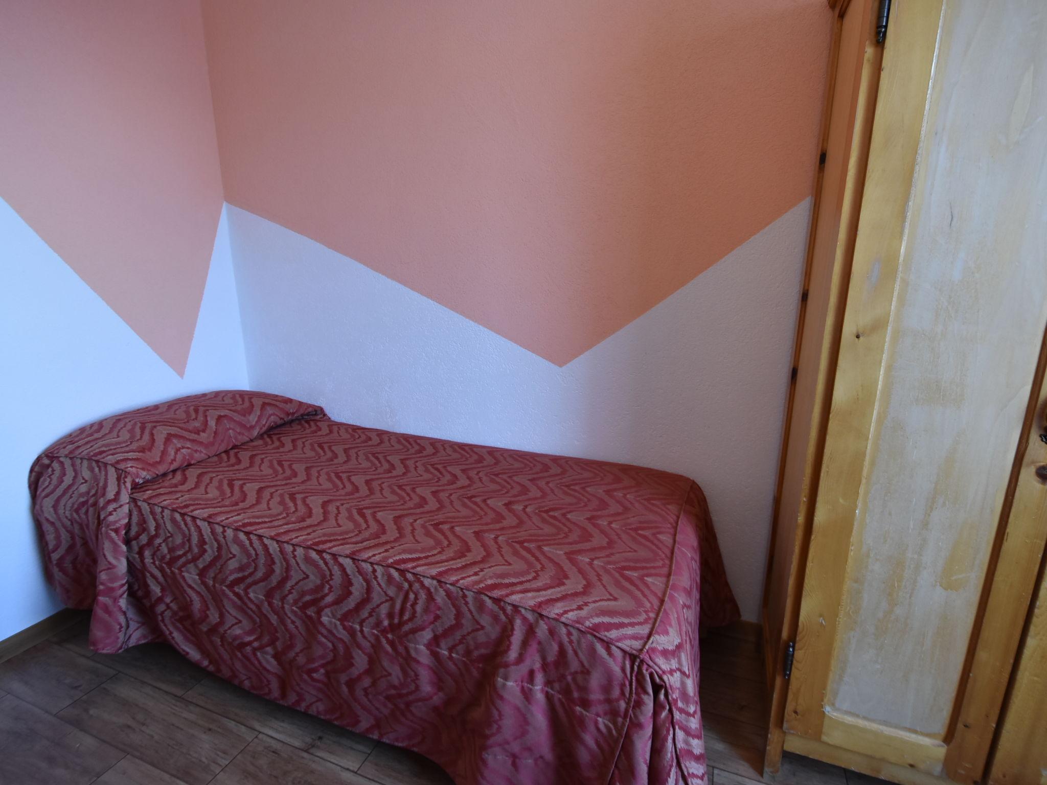 Foto 11 - Appartamento con 4 camere da letto a Livigno con vista sulle montagne