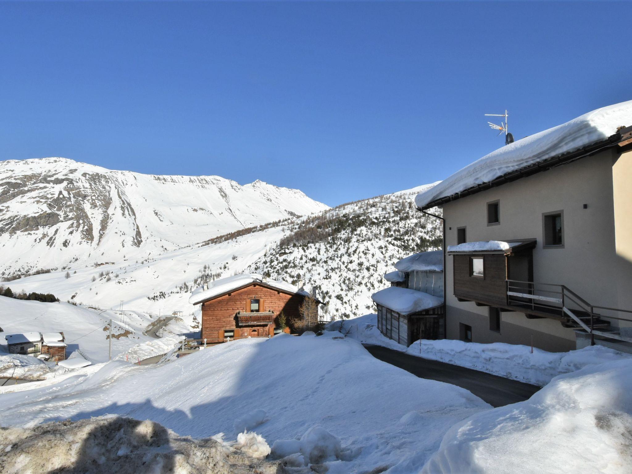 Photo 23 - Appartement de 4 chambres à Livigno avec jardin