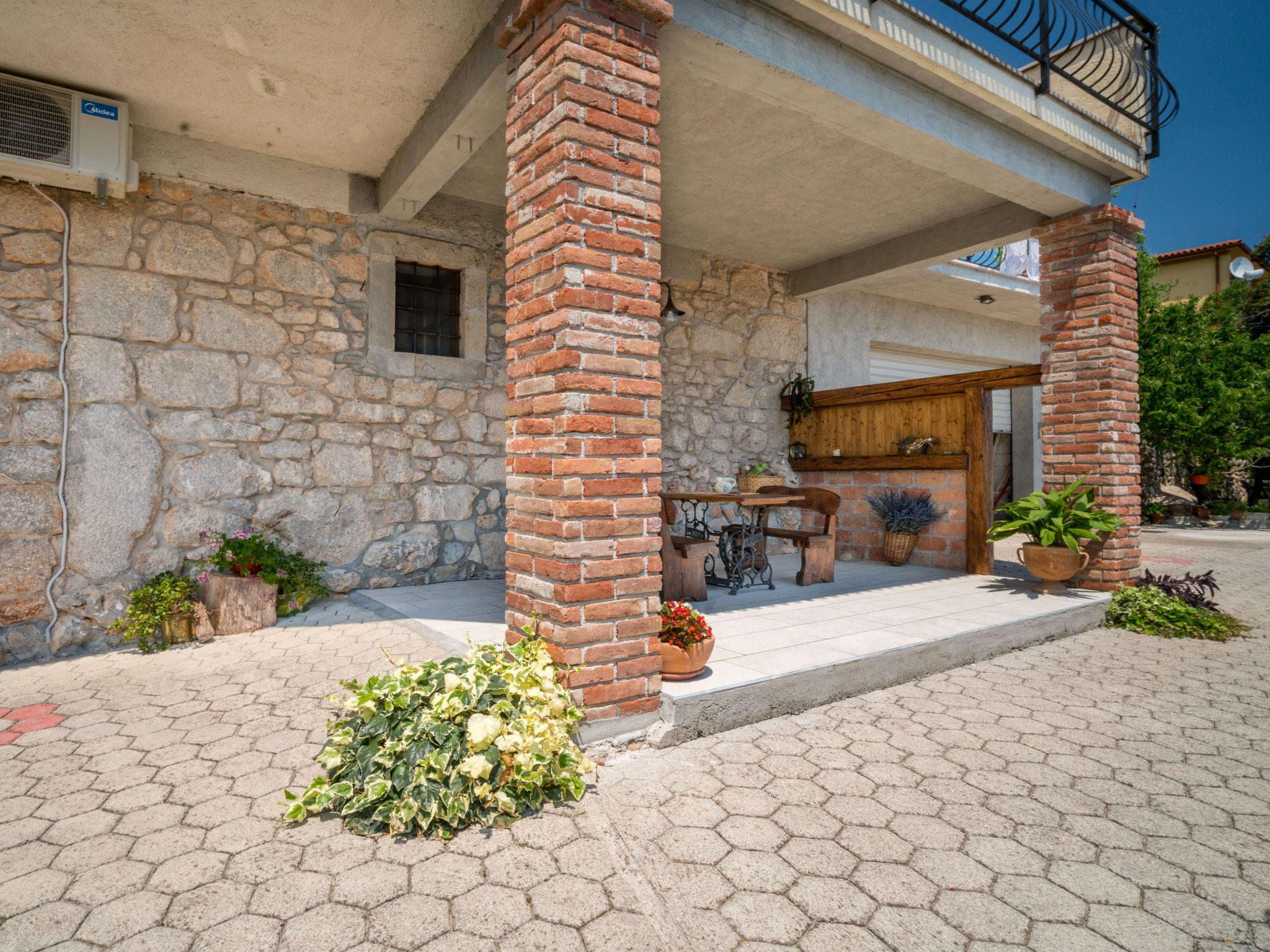 Photo 3 - 1 bedroom Apartment in Opatija with garden and terrace