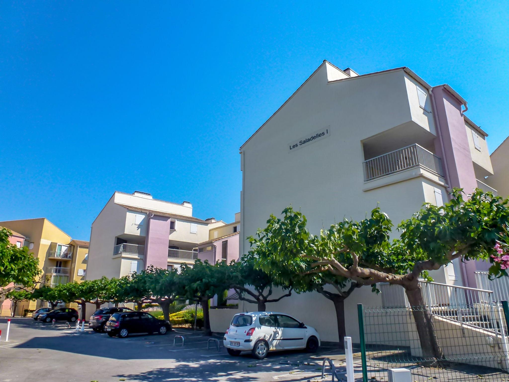 Foto 12 - Apartamento de 1 habitación en Le Grau-du-Roi con terraza y vistas al mar