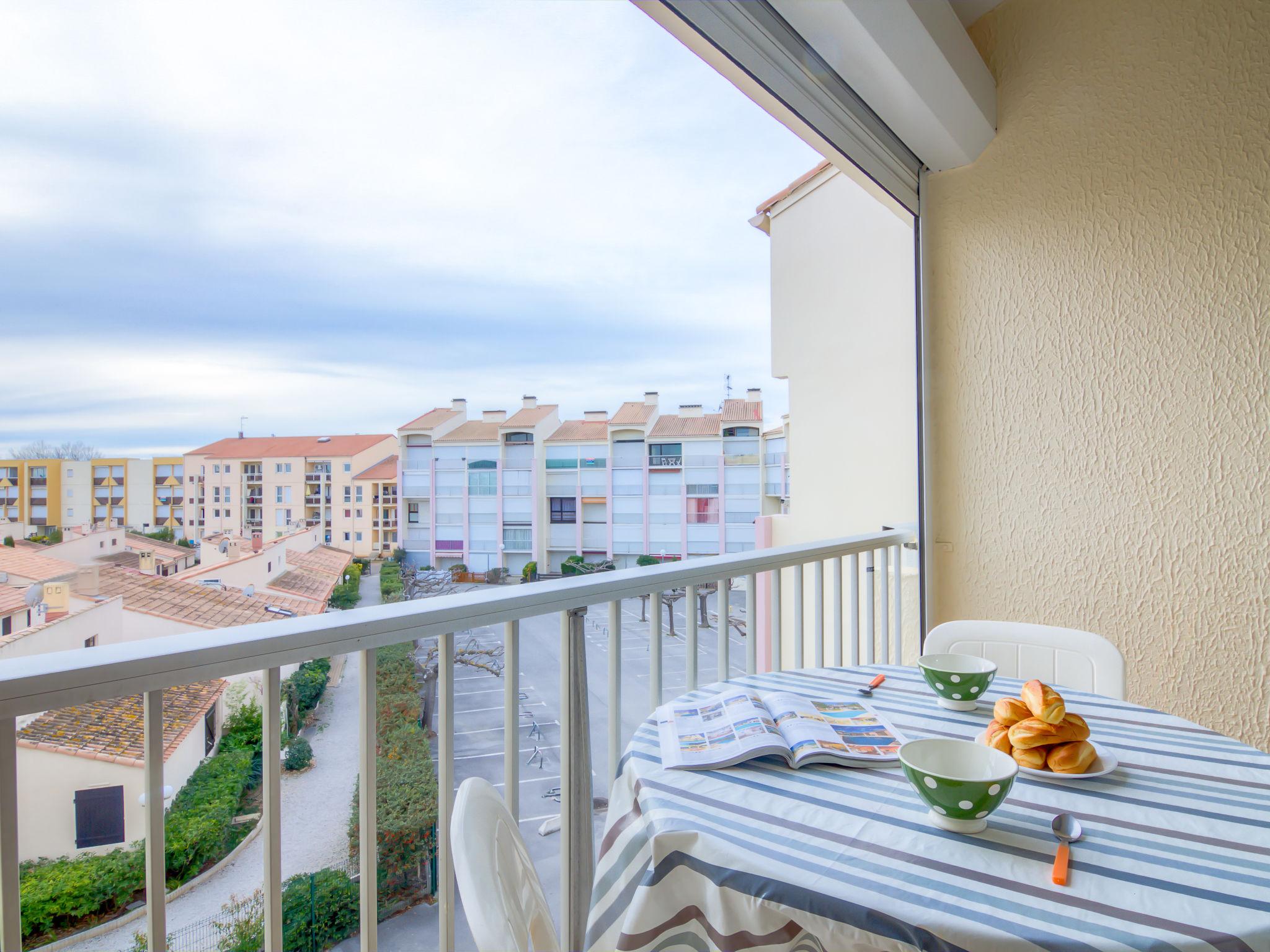 Foto 10 - Apartamento de 1 quarto em Le Grau-du-Roi com terraço e vistas do mar