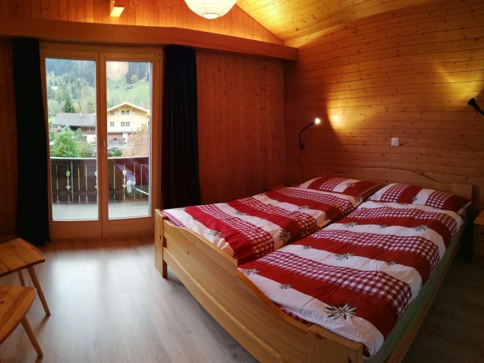 Photo 28 - Appartement de 3 chambres à Lenk avec jardin et sauna