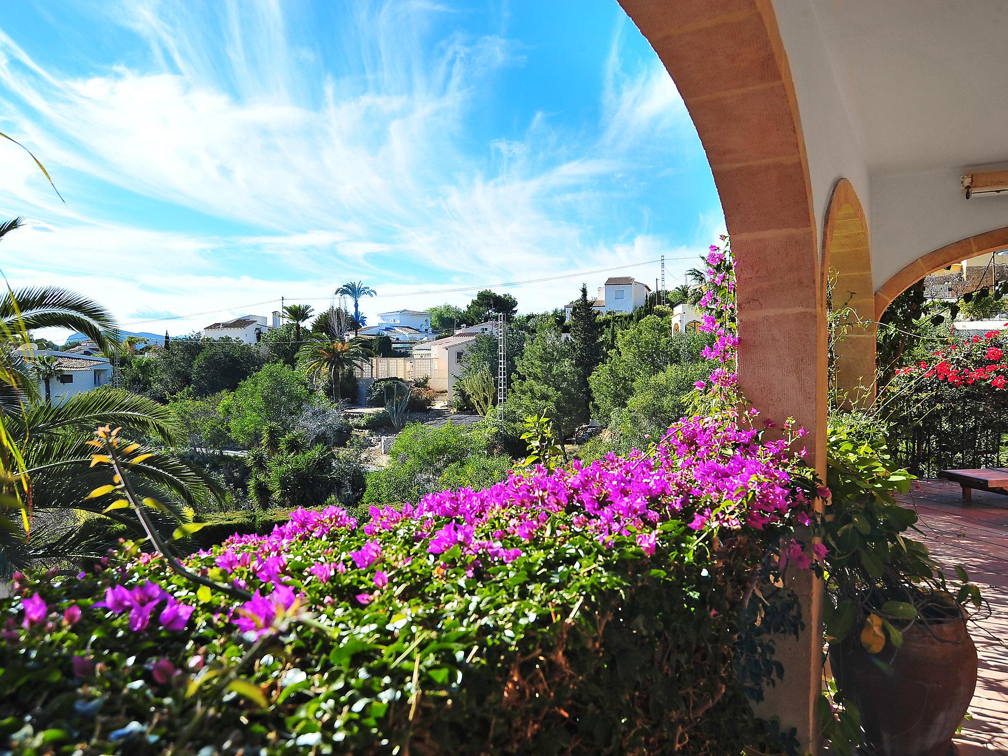 Foto 21 - Casa con 3 camere da letto a Jávea con piscina privata e giardino